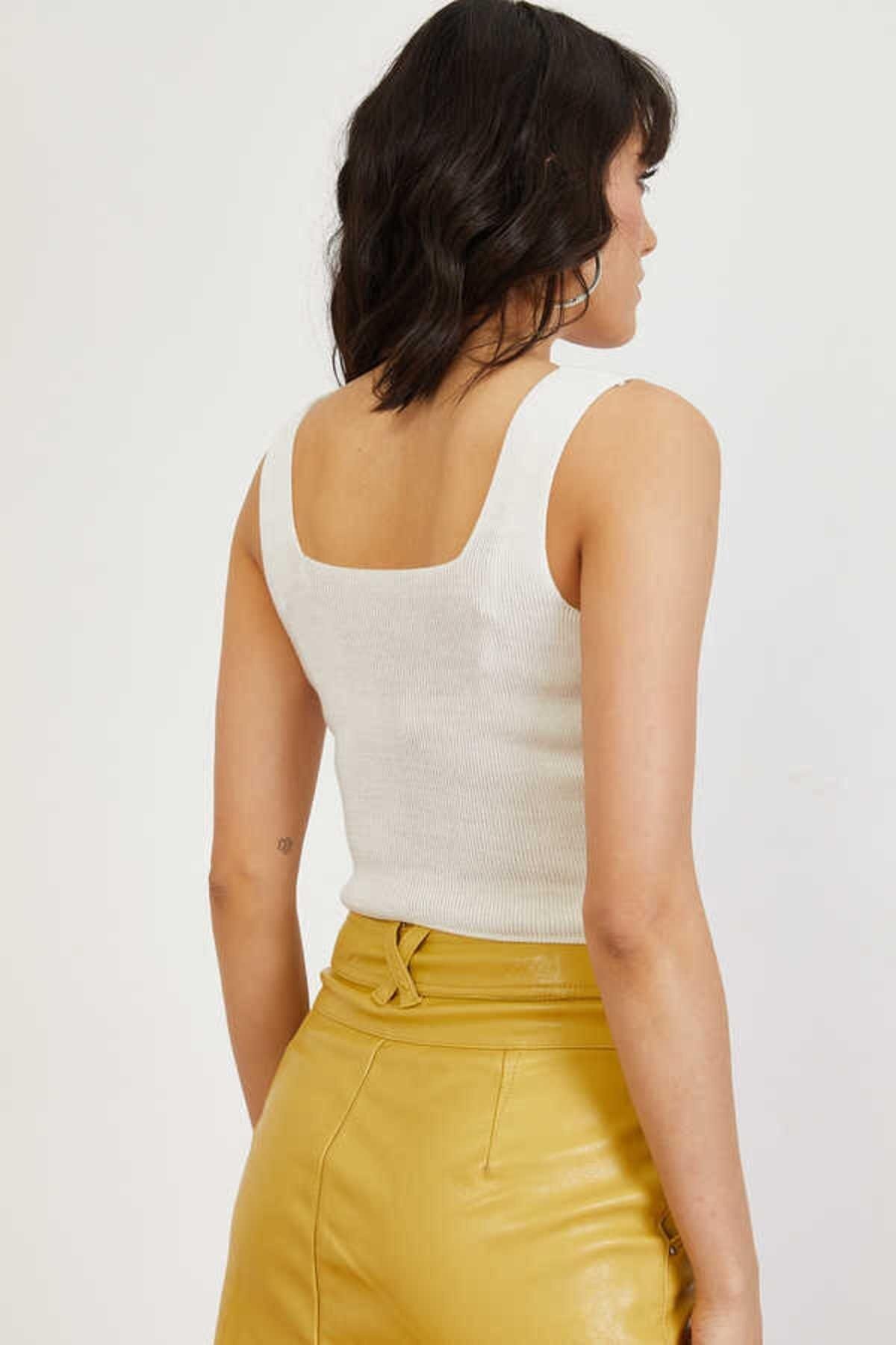 As Collection Beyaz Kare Yaka Likralı Fit Triko Kadın Crop Bluz