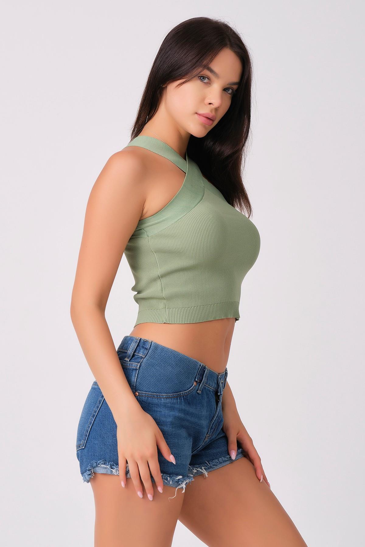 As Collection Yeşil Çapraz Yakalı Yazlık Triko Kadın Bluz