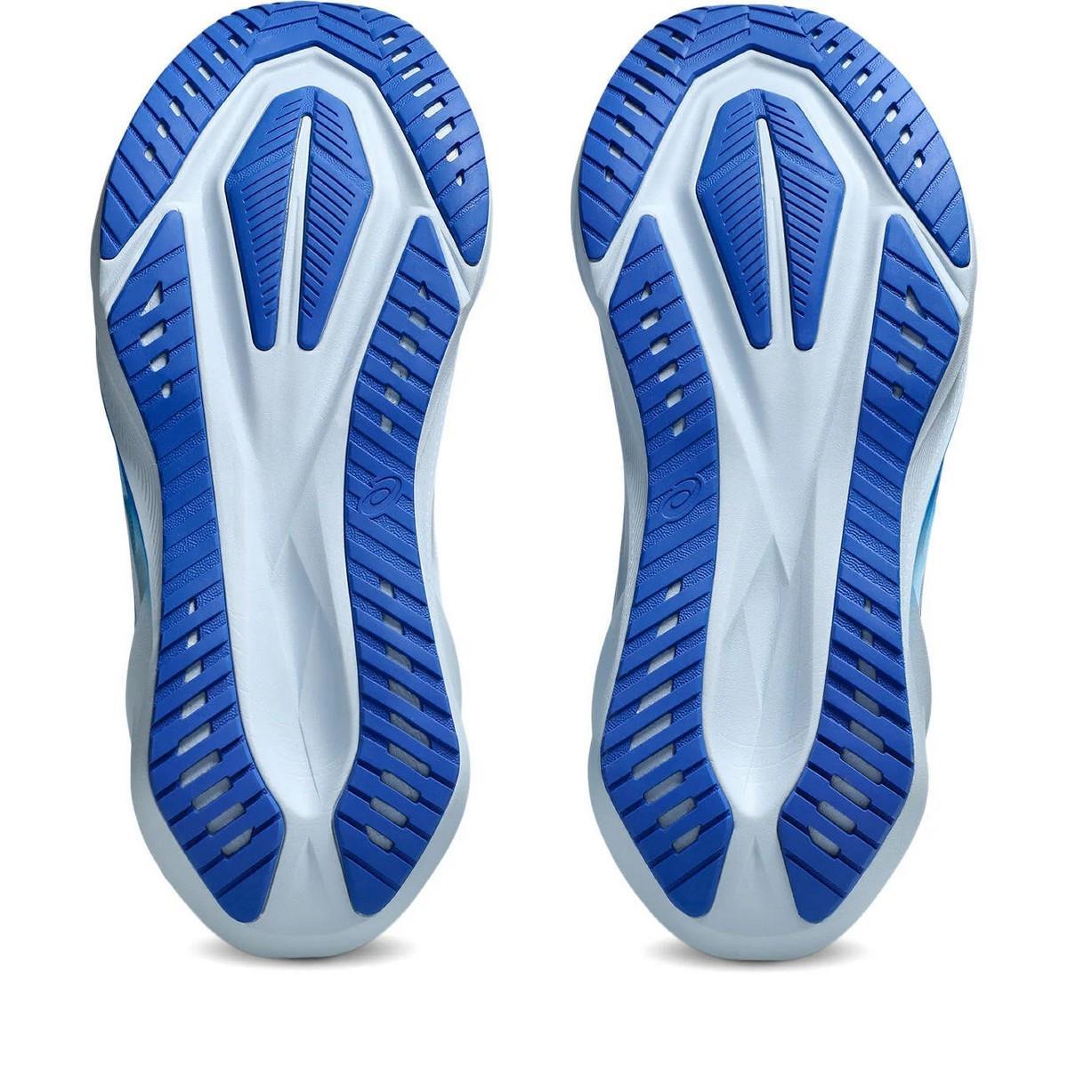Asics 1011B974-001 Novablast 5 Erkek Koşu Ayakkabısı