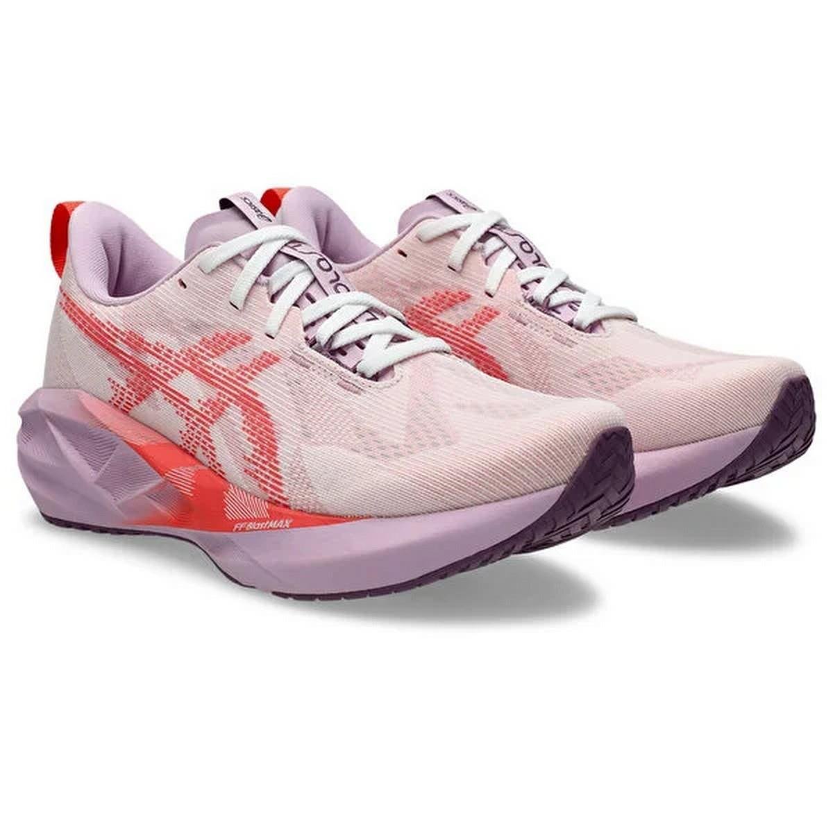 Asics 1012B765-101 Novablast 5 Kadın Koşu Ayakkabısı