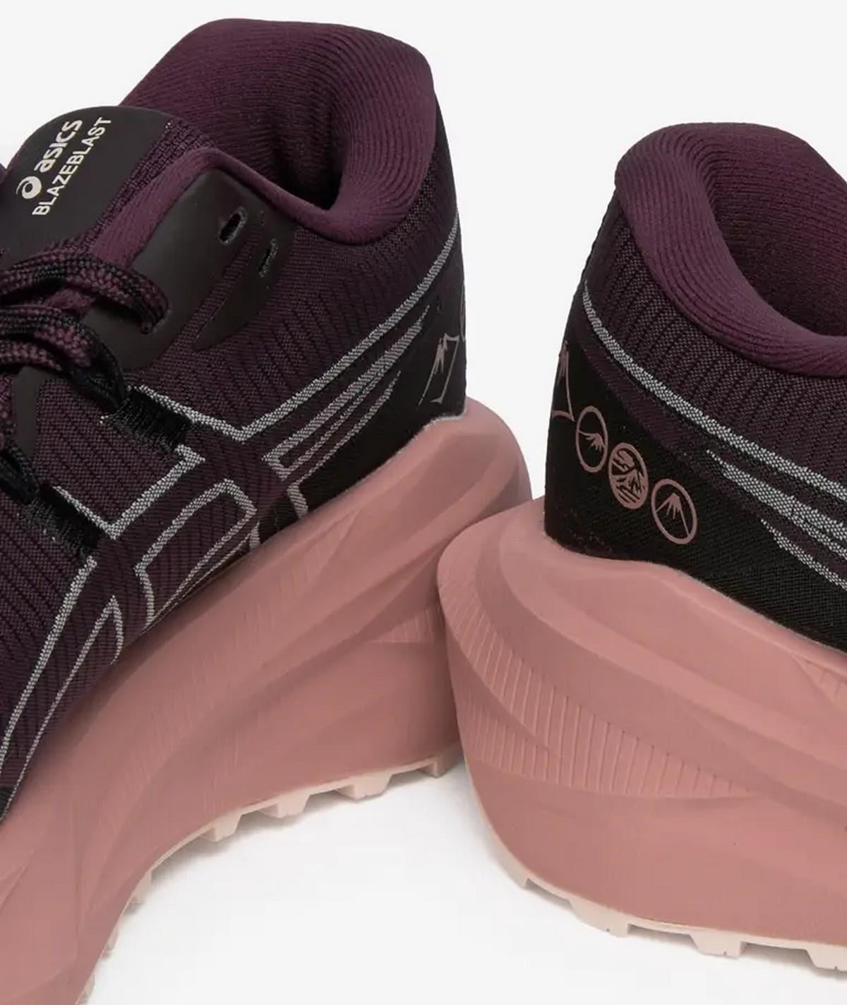 Asics 1012C037-500 Blazeblast Kadın Koşu Ayakkabısı
