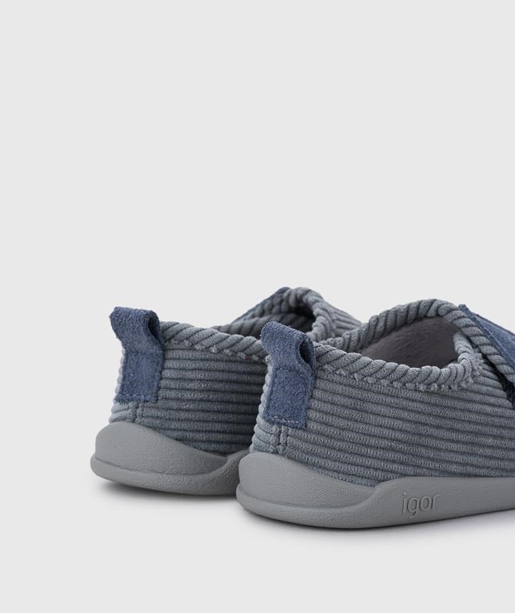 Igor W10347-225 Junior Pana Unisex Çocuk Panduf