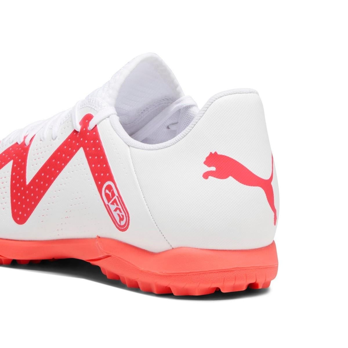 Puma 10738101 Future Play Tt Erkek Halı Saha Ayakkabısı