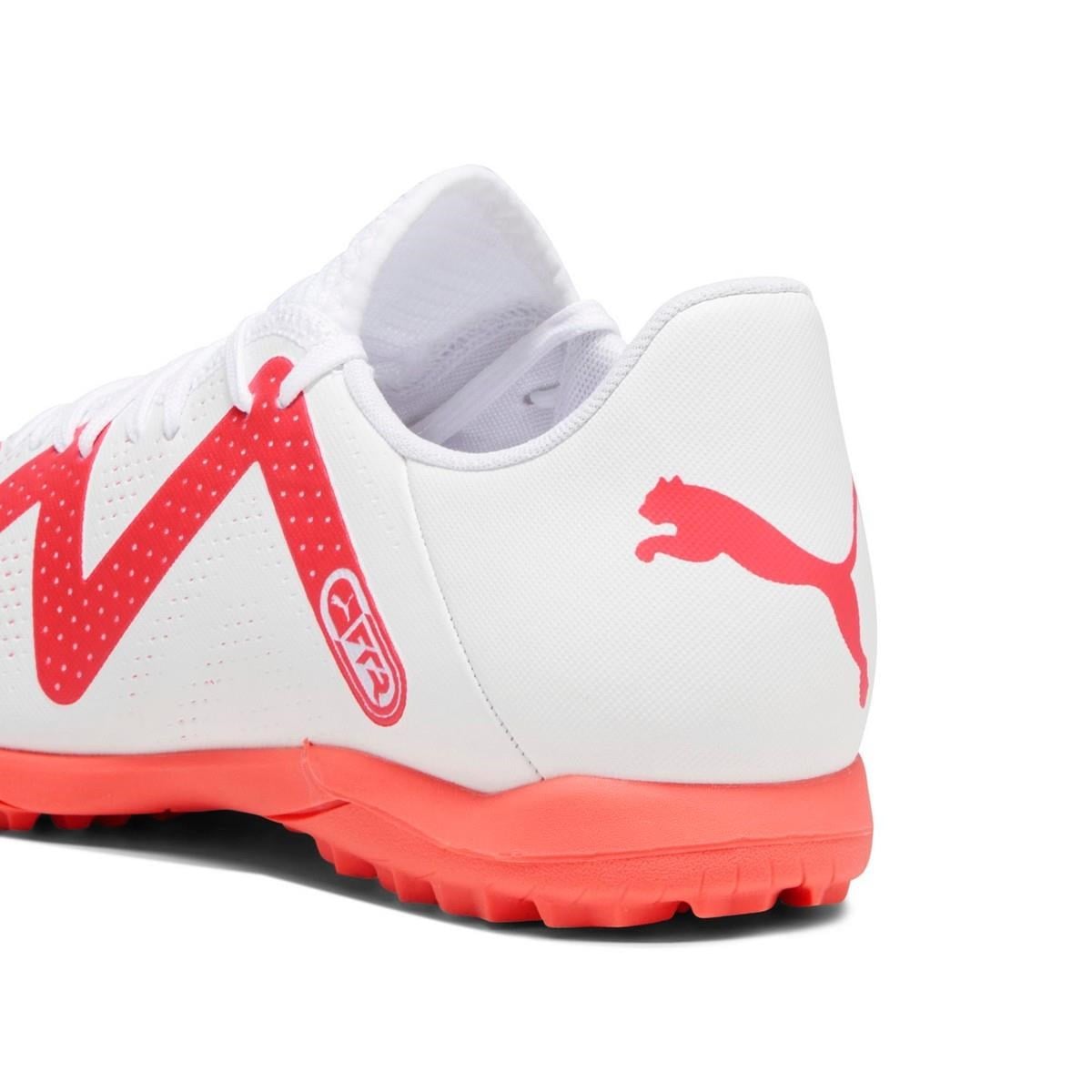 Puma 10738101 Future Play Tt Erkek Halı Saha Ayakkabısı