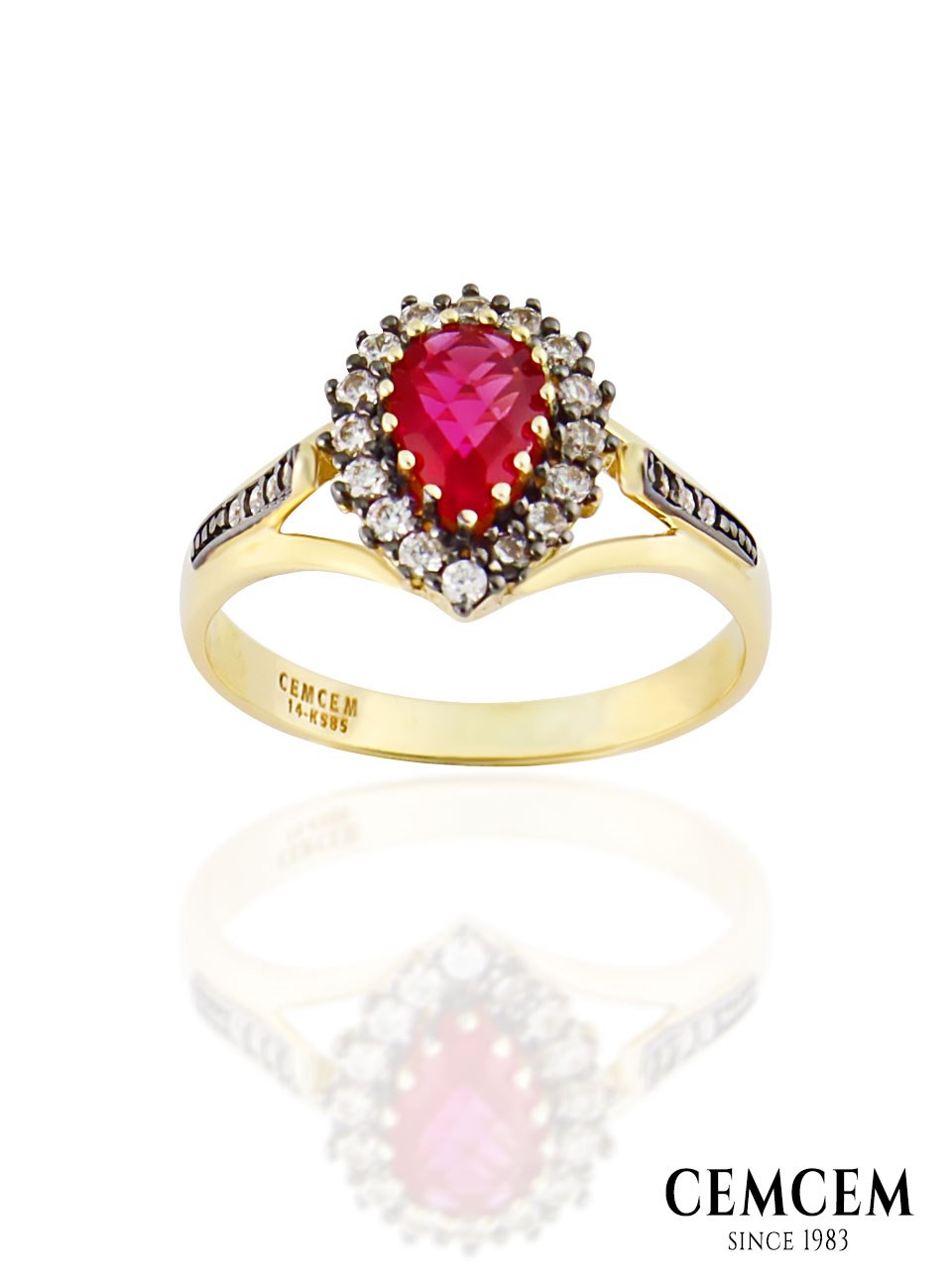 Cemcem Bolide Red II YüzükCemcem Bolide Red II YüzükRENKLİ TAŞLI YÜZÜKCEMCEM