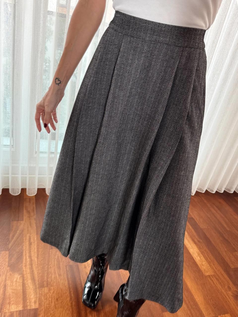 Kadın Fermuarlı Volanlı Pileli Siyah Etek 124