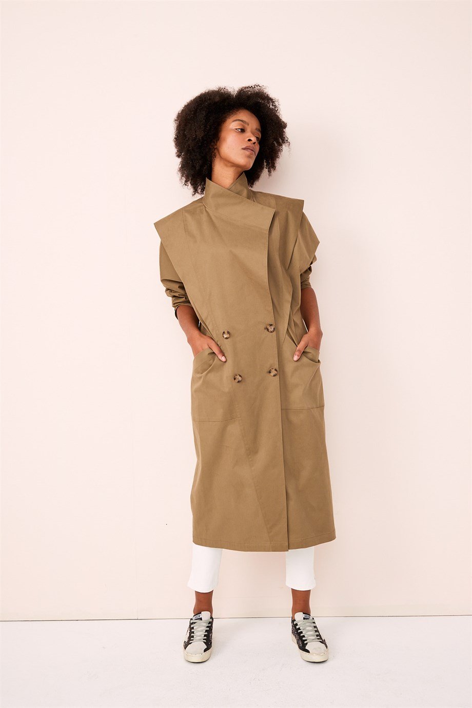 Yolanda Trenchcoat