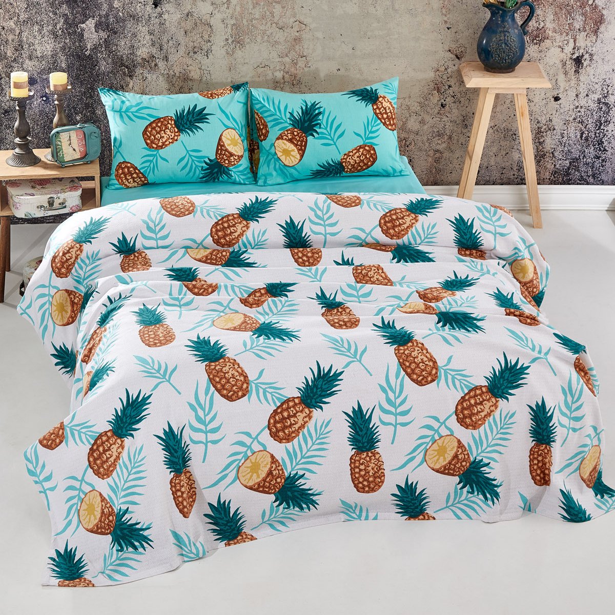 Ananas Desenli Çift Kişilik Pike Takımı Beyaz