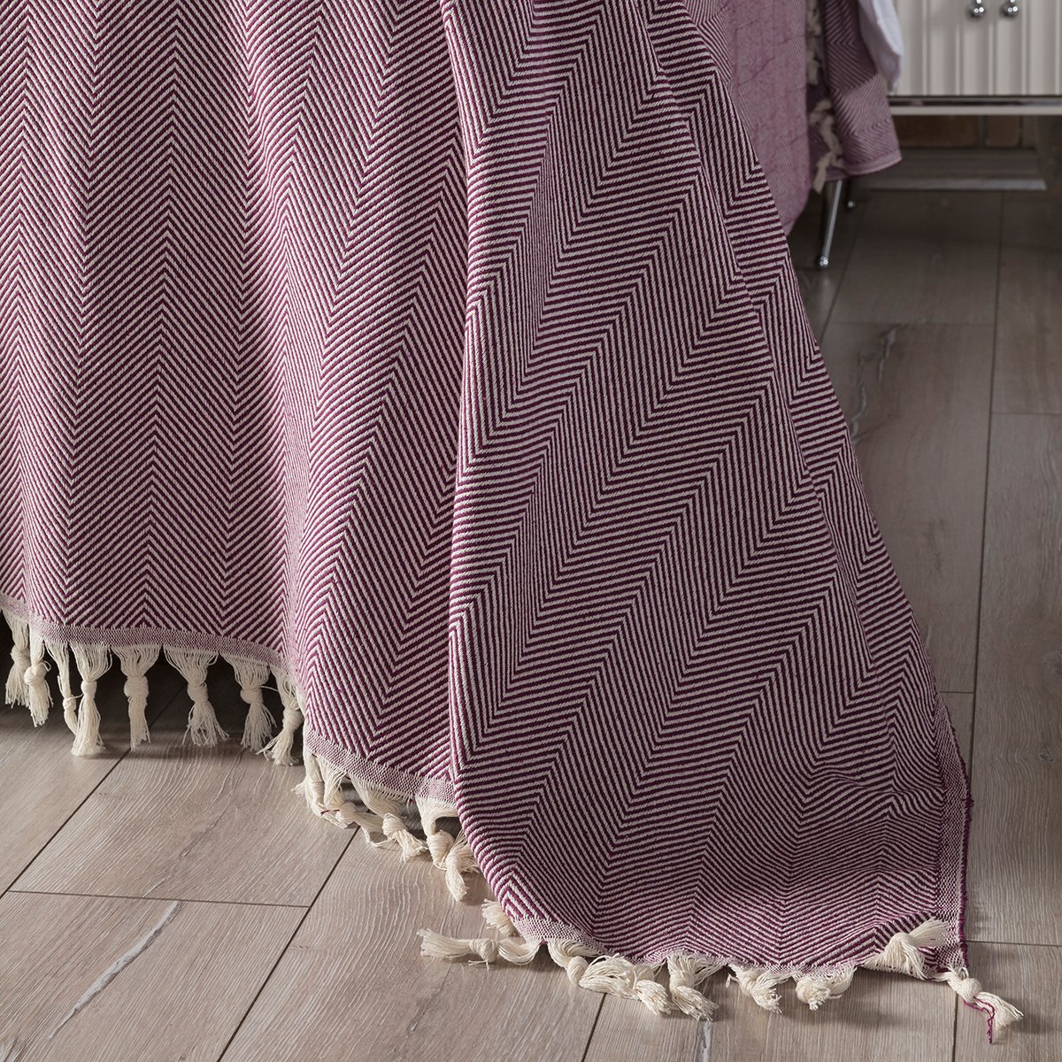 Balık Sırtı Desenli Çift Kişilik Yatak Örtüsü 200x230 Cm Bordo