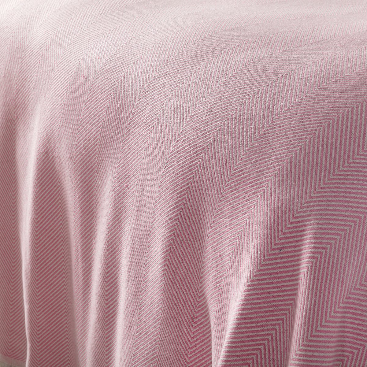 Balık Sırtı Desenli Çift Kişilik Yatak Örtüsü 200x230 Cm Pembe