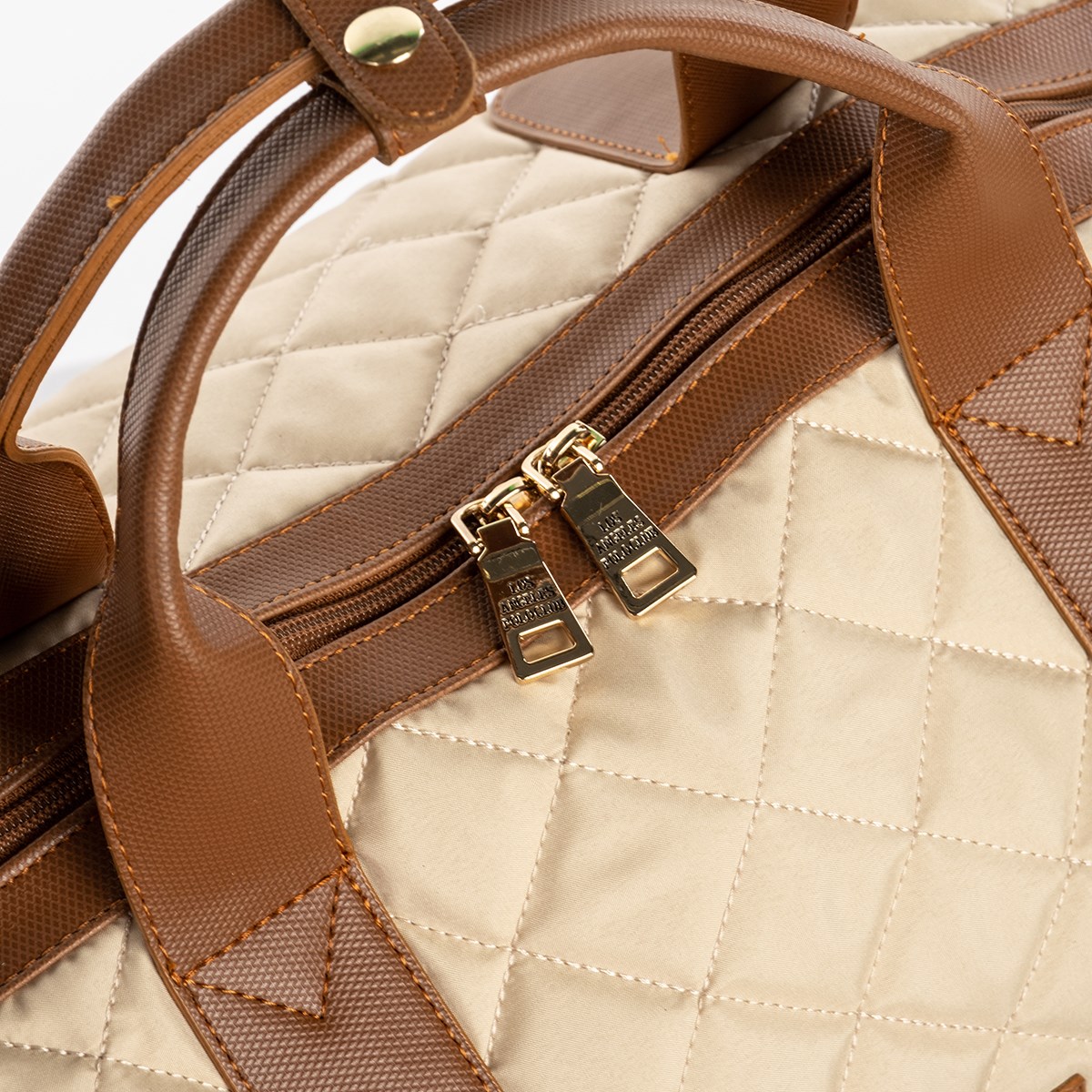 Cordura Su Geçirmez Kumaş Kapitoneli Omuz Askılı Kadın Spor Çanta Krem