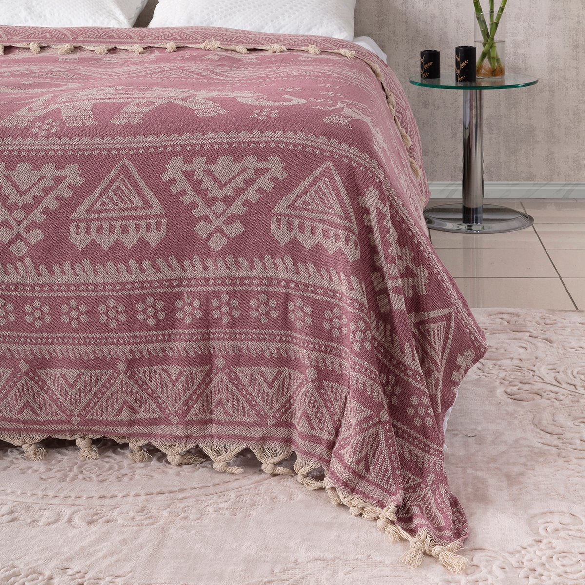 Fil Desenli Çift Kişilik Yatak Örtüsü Jakarlı 200x230 Cm Mürdüm