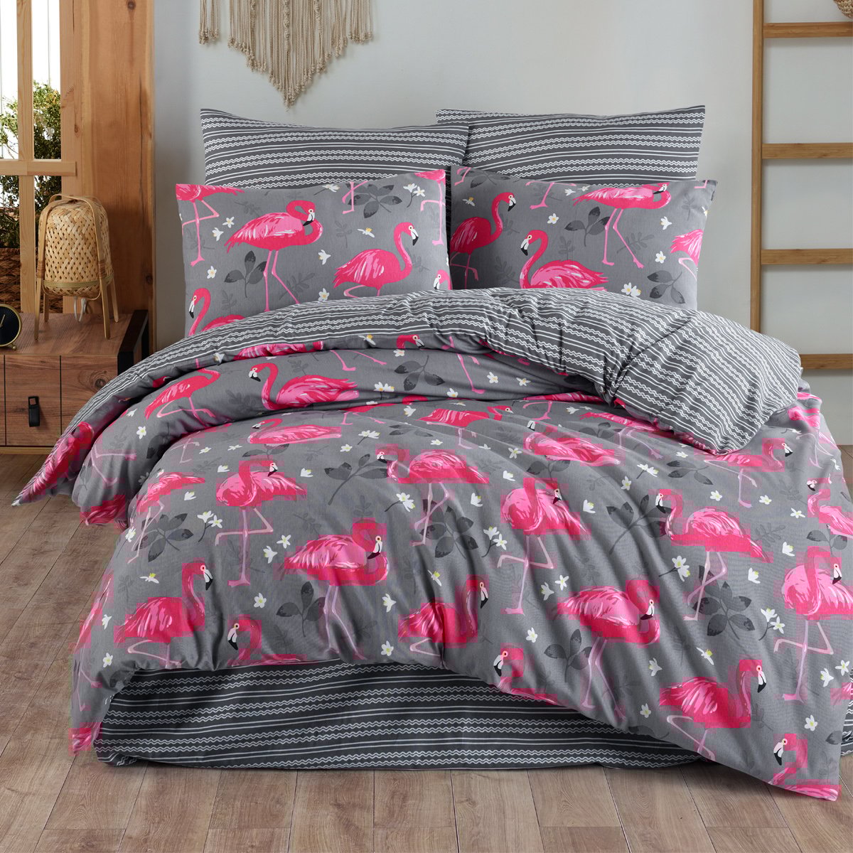 Flamingo Desenli Gri Çift Kişilik Nevresim Takımı