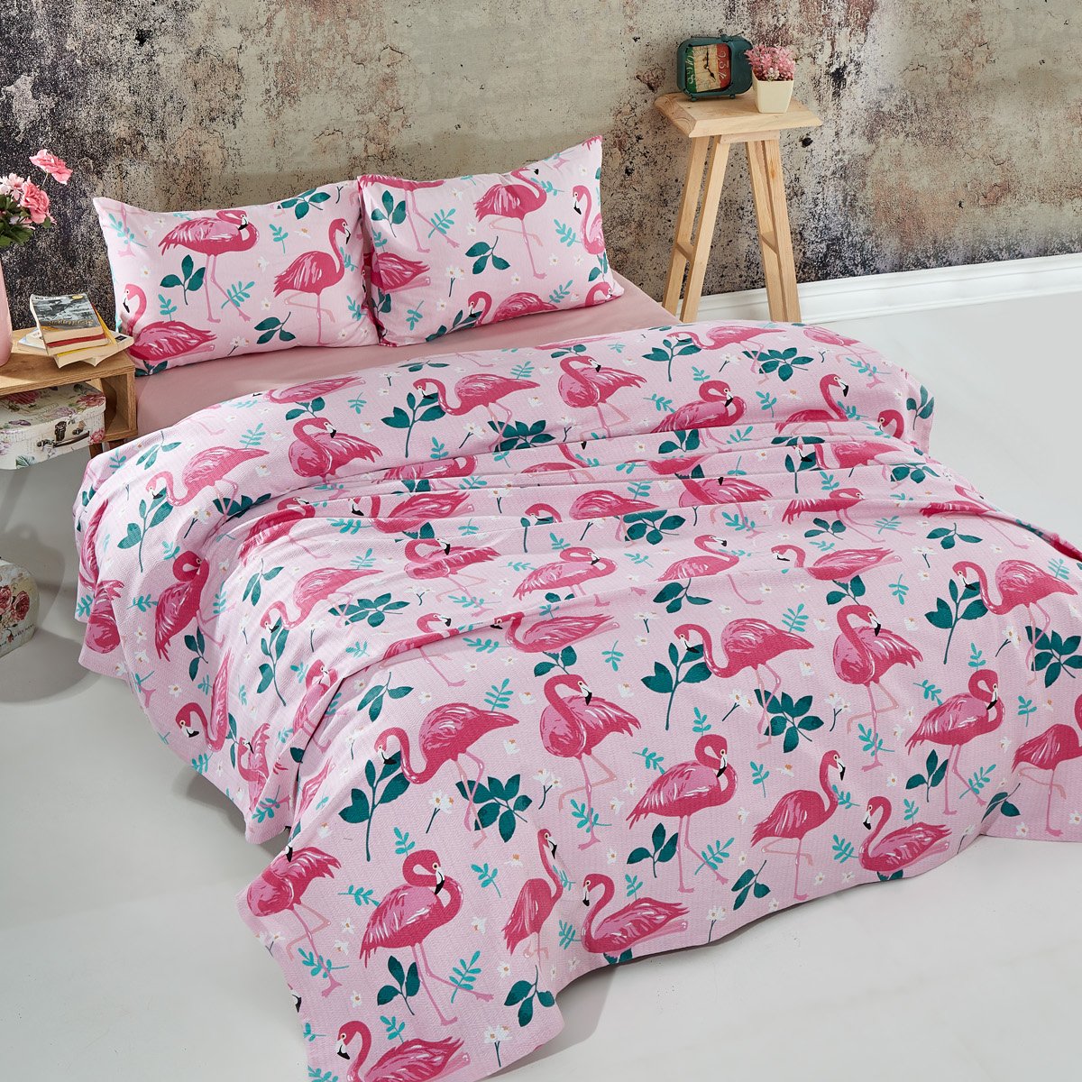 Flamingo Desenli Tek Kişilik Pike Takımı Pembe