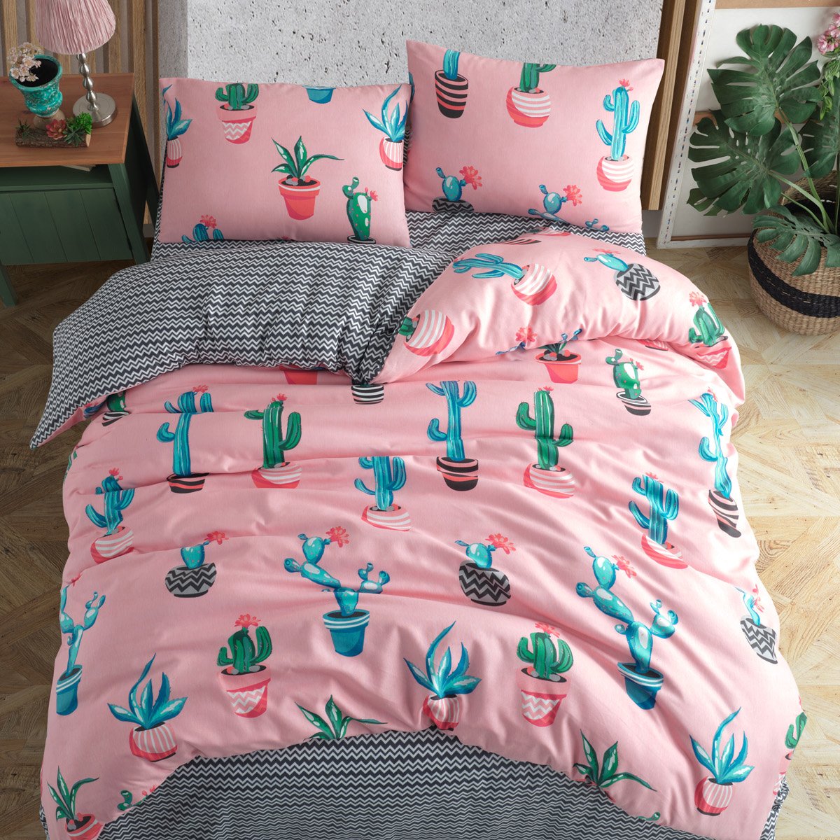 Kaktüs Desenli Pembe Çift Kişilik Nevresim Takımı