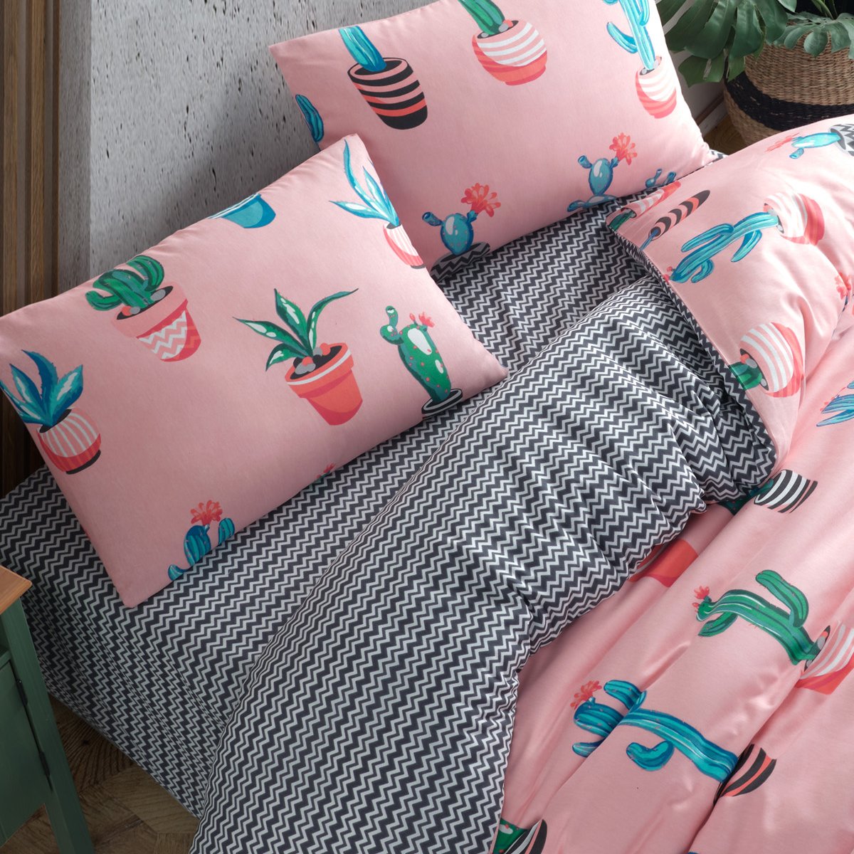 Kaktüs Desenli Pembe Tek Kişilik Nevresim Takımı