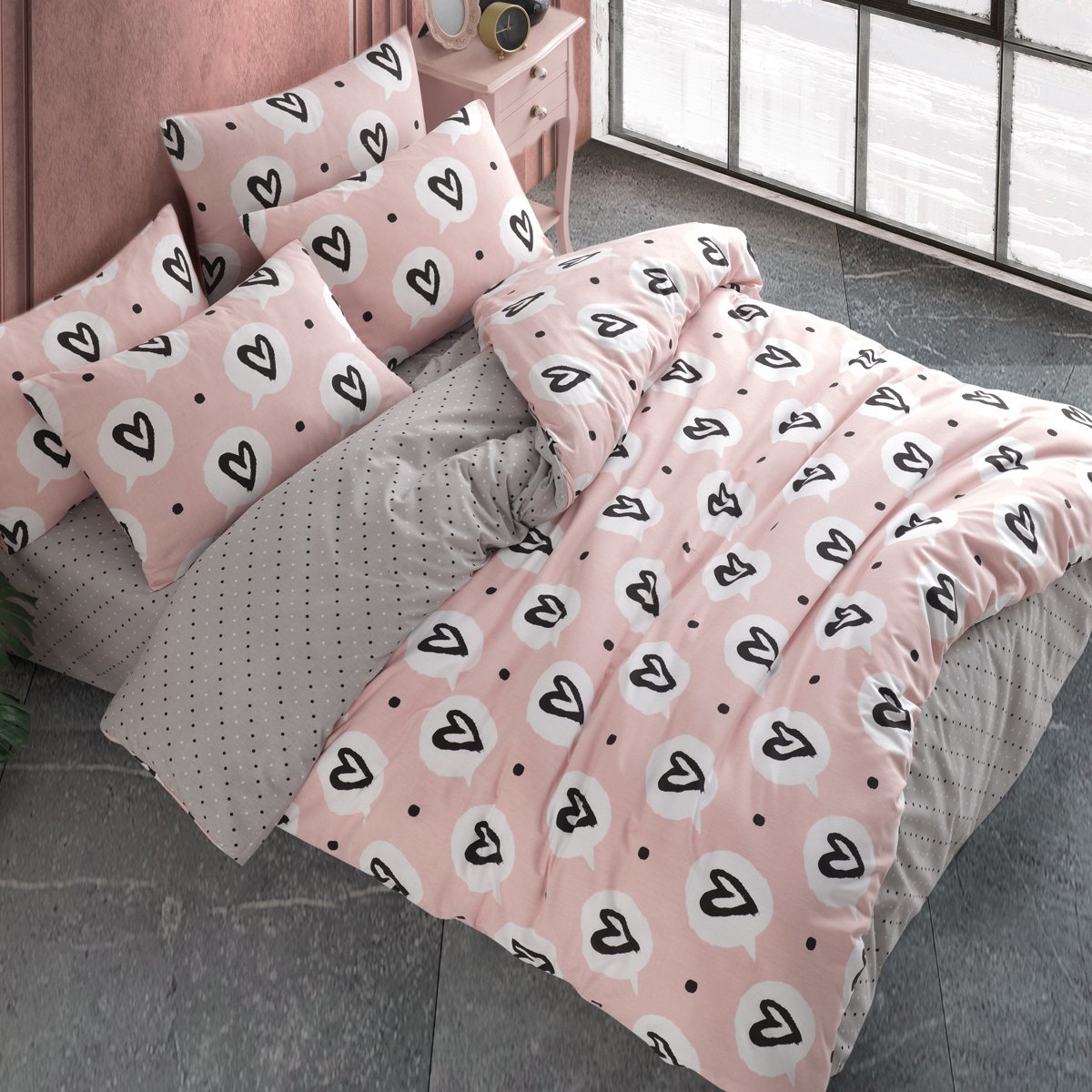 Kalp Desenli Çift Kişilik Nevresim Takımı