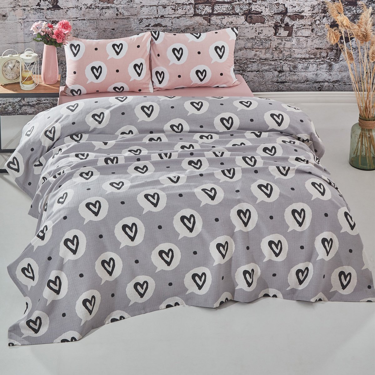 Kalp Desenli Tek Kişilik Pike Takımı Gri