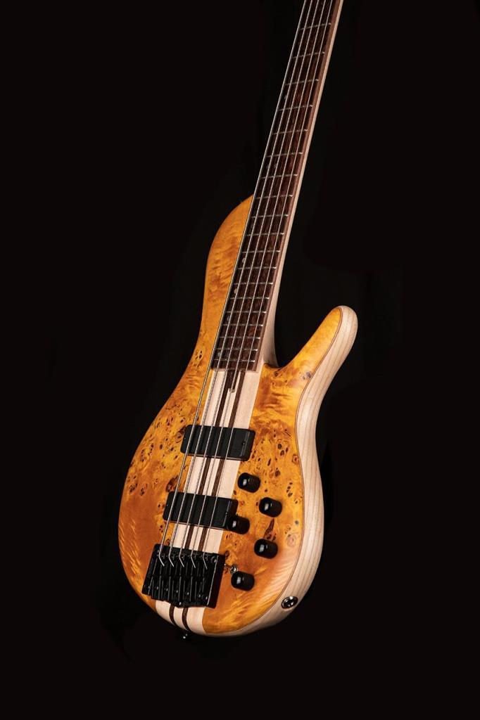 CORT A5 PLUS SC Amber Çantalı Bas Gitar