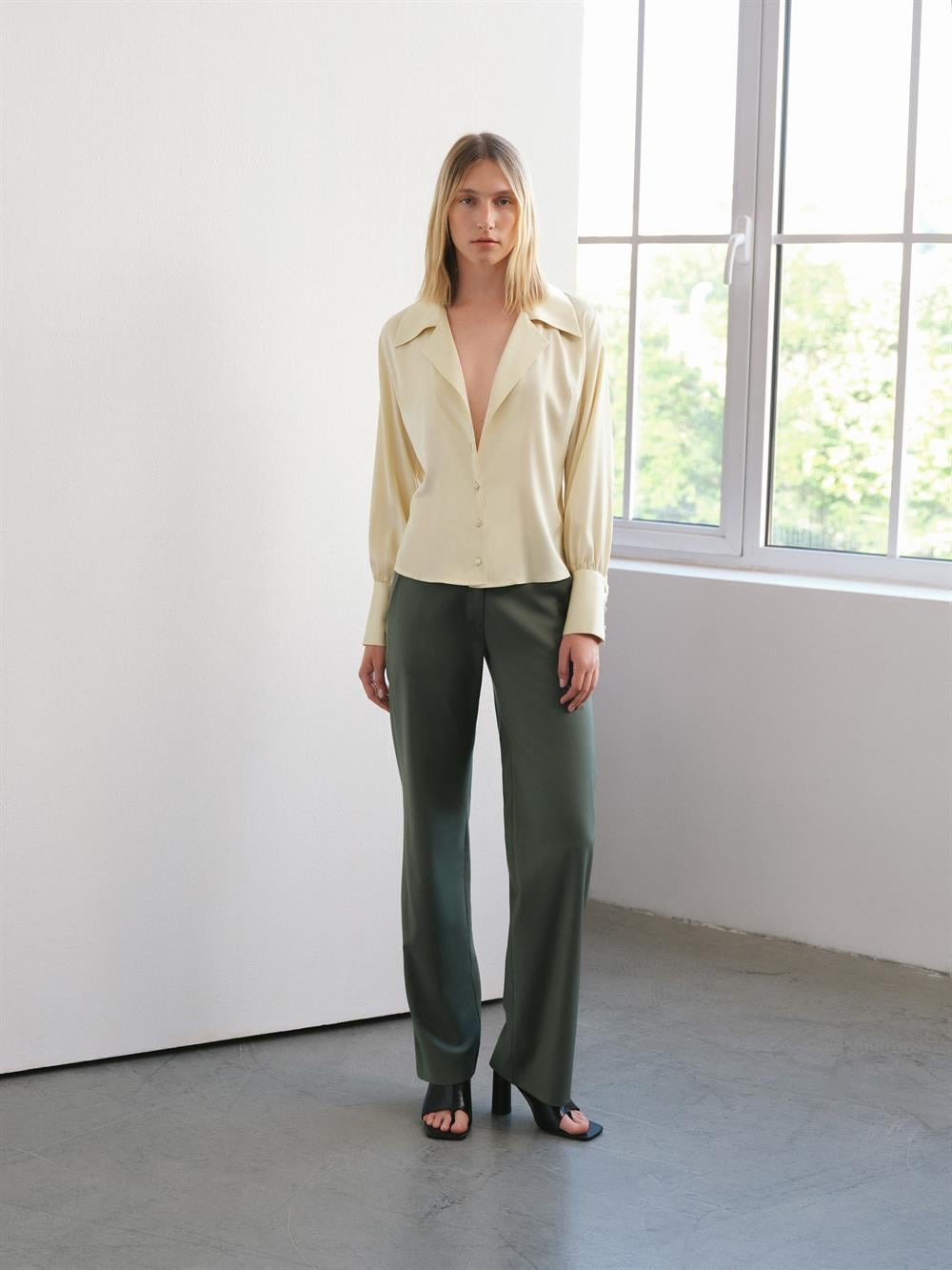 CLASSY GREEN PANTS