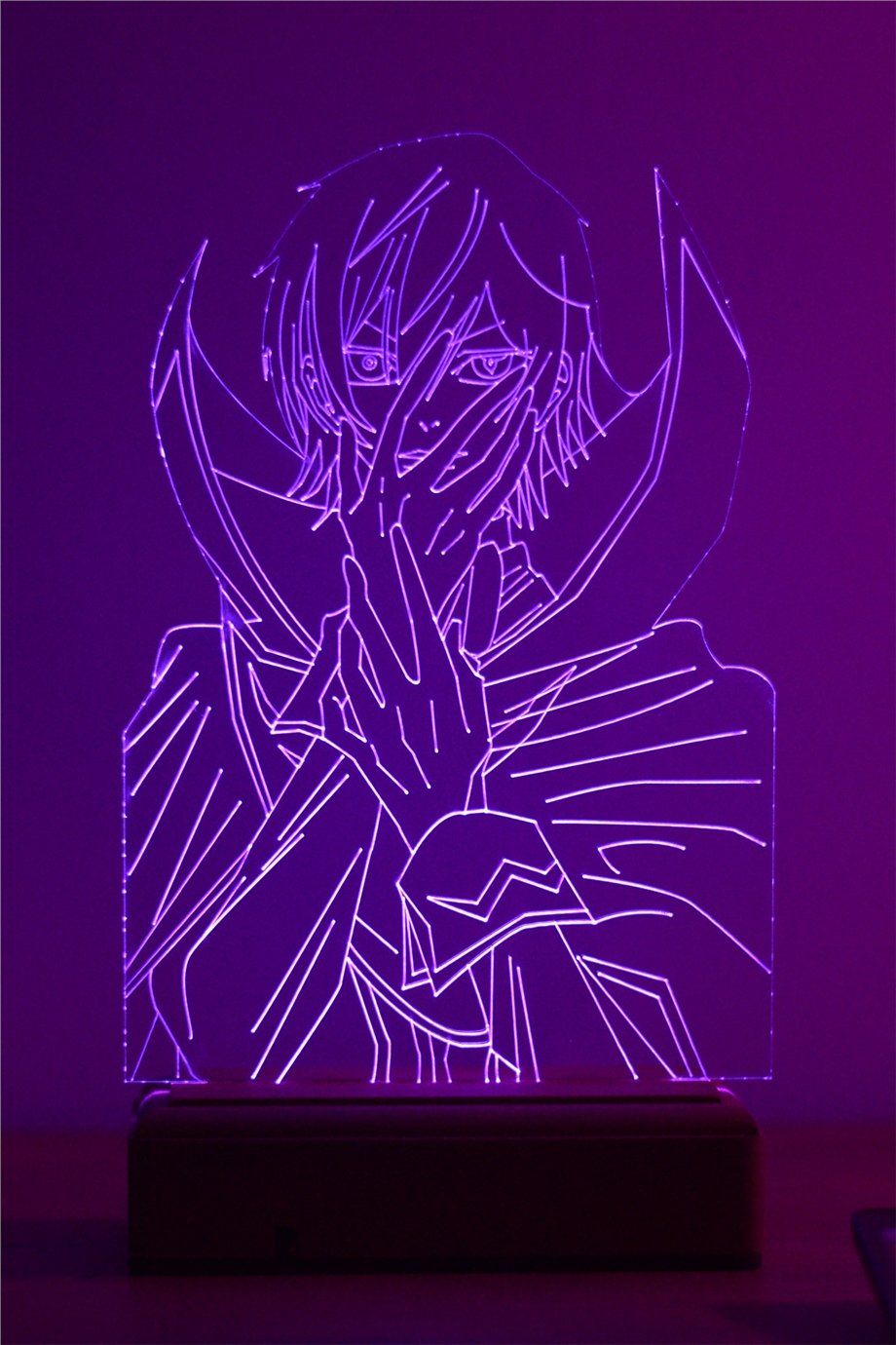Anime Code Geass Lelouch 16 Renk Gece Lambası
