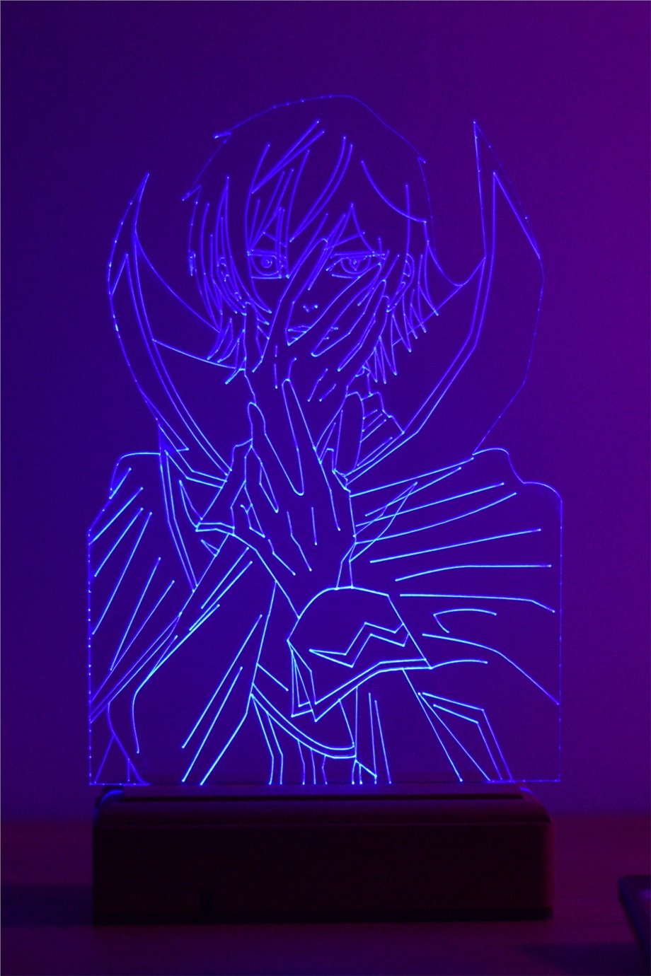 Anime Code Geass Lelouch 16 Renk Gece Lambası