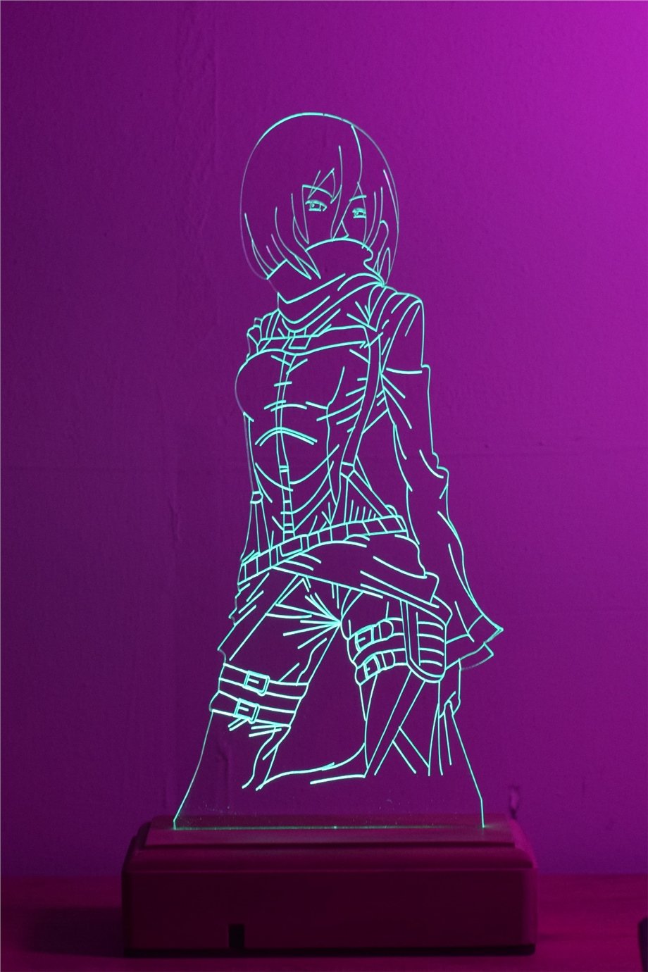 Mikasa Ackerman 16 Renk Gece Lambası