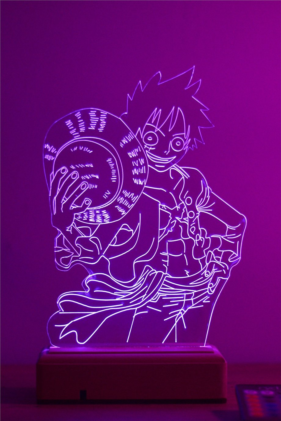 Monkey D. Luffy One Piece 16 Renk Gece Lambası