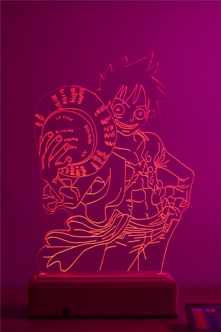 Monkey D. Luffy One Piece 16 Renk Gece Lambası