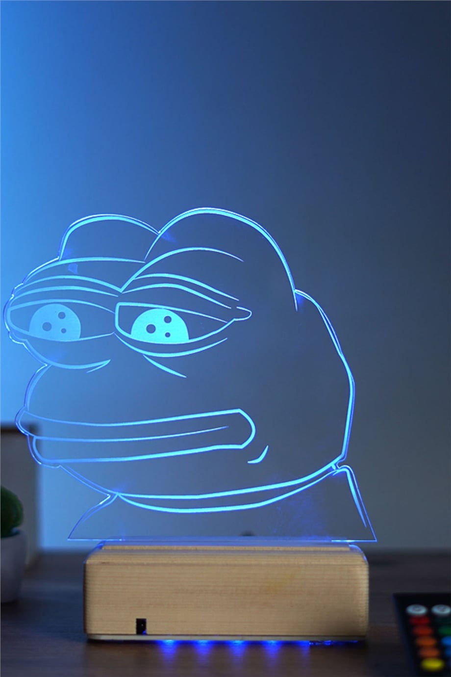 Sad Frog 16 Renk Gece Lambası