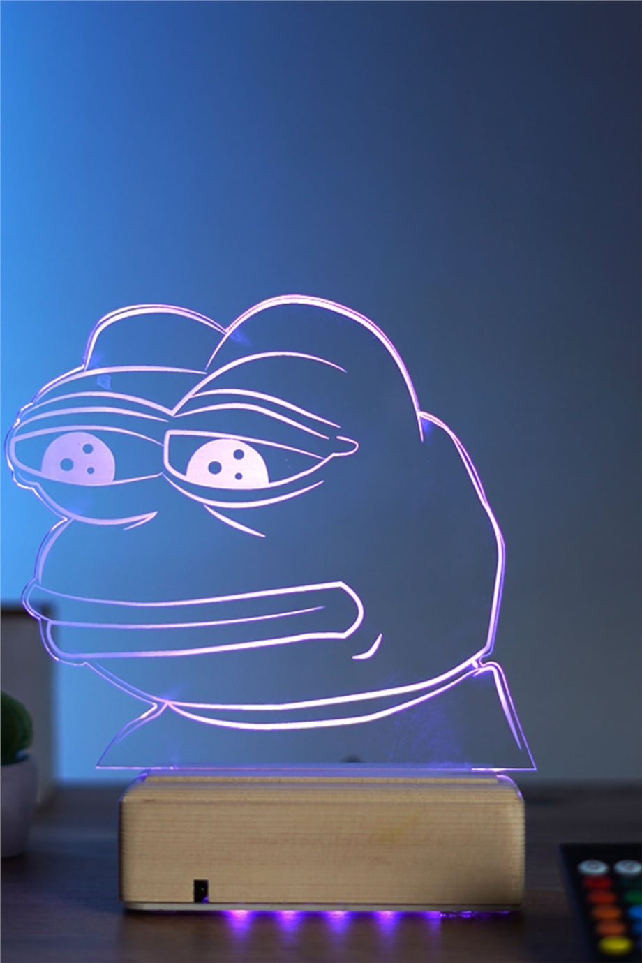 Sad Frog 16 Renk Gece Lambası