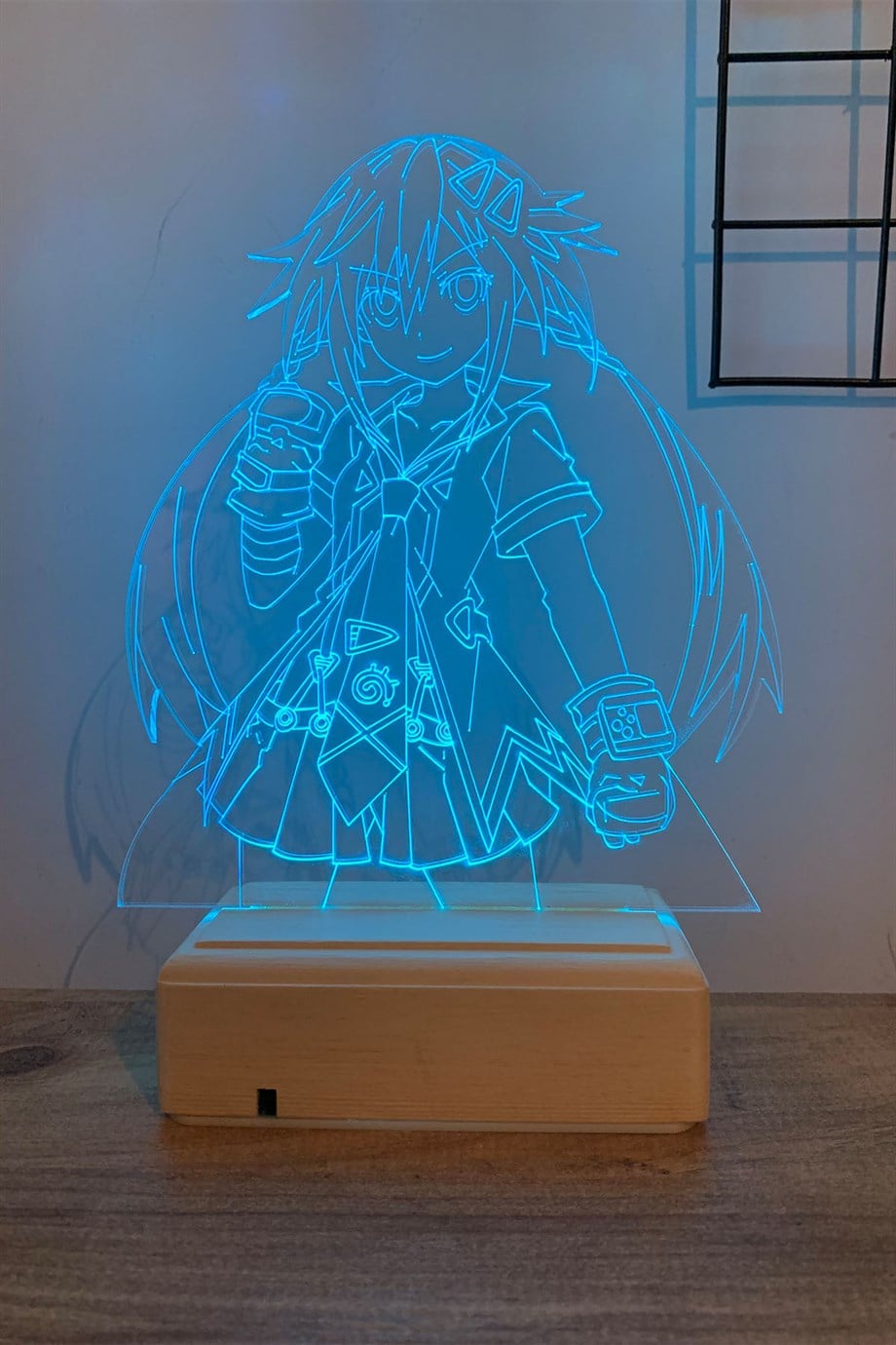 Uzume Tennouboshi - Hyperdimension Neptunia 16 Renk Anime Gece Lambası