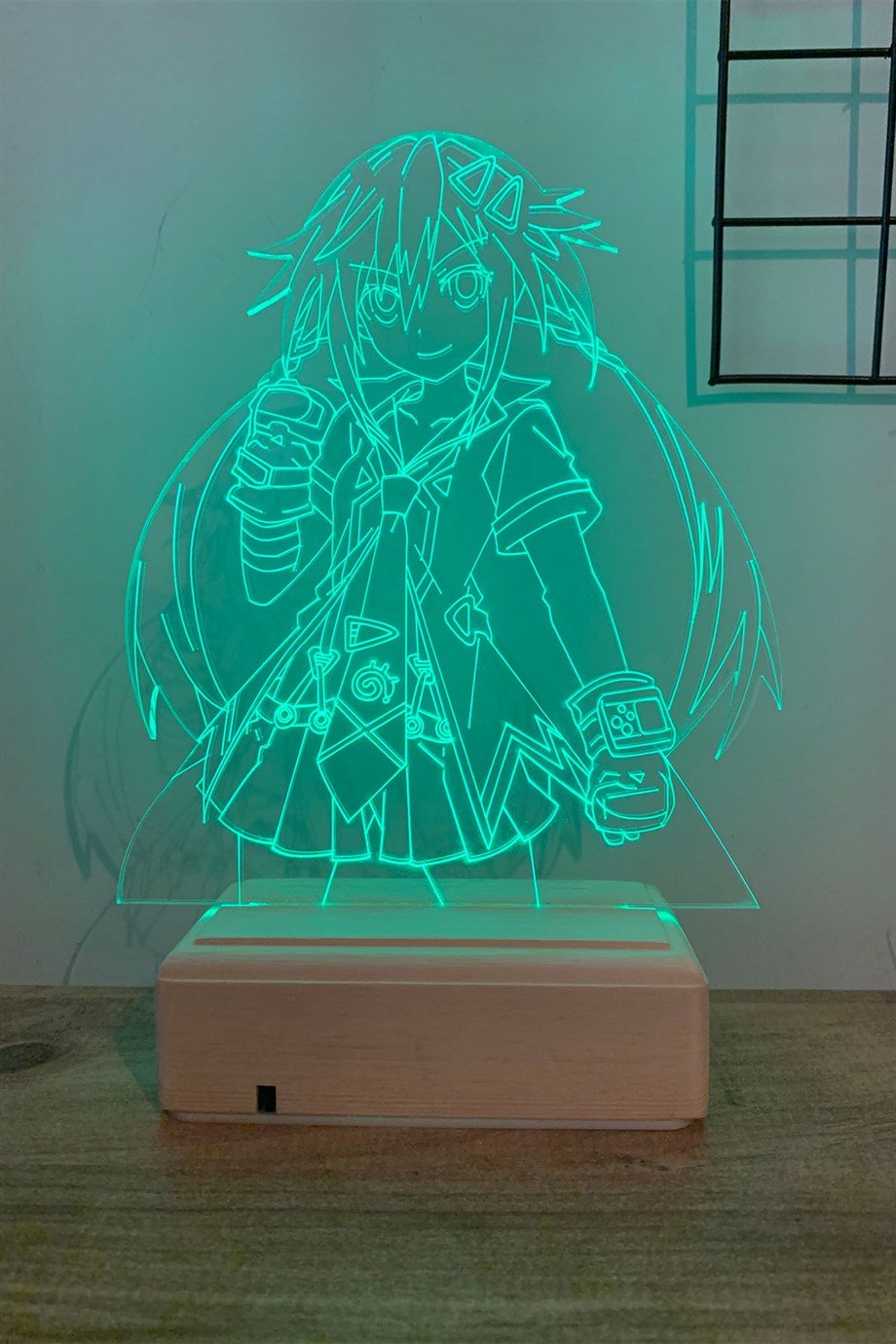 Uzume Tennouboshi - Hyperdimension Neptunia 16 Renk Anime Gece Lambası