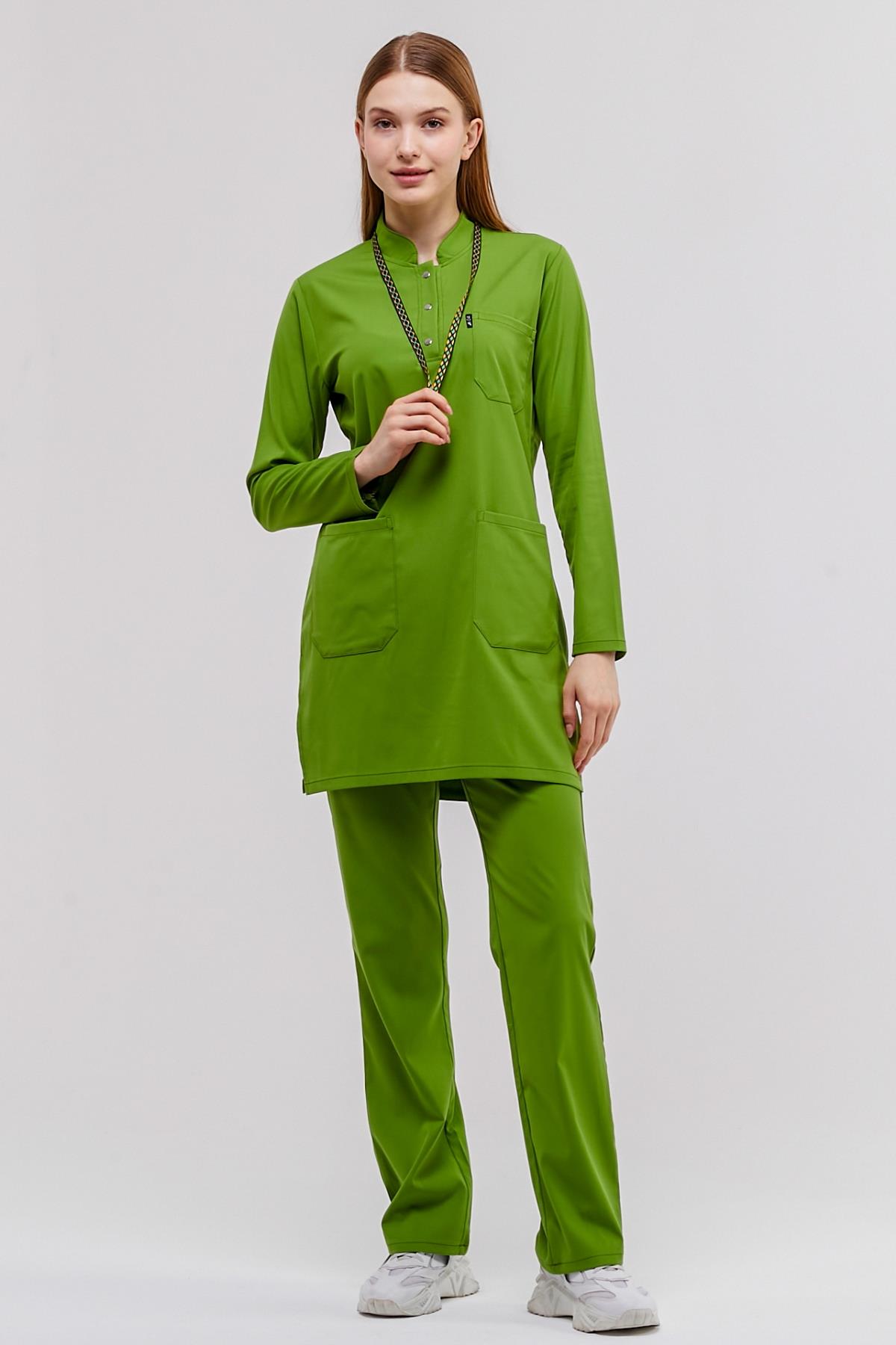 Happiness Modest - Likralı Doktor Hemşire Tesettür Forma Takımı, Fıstık Yeşili