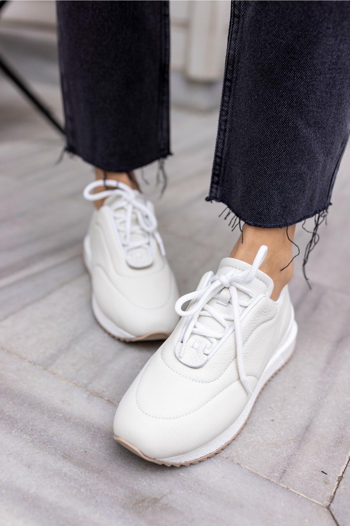 Tobias Kadin Bej Gercek Deri Puff Detay Sneaker