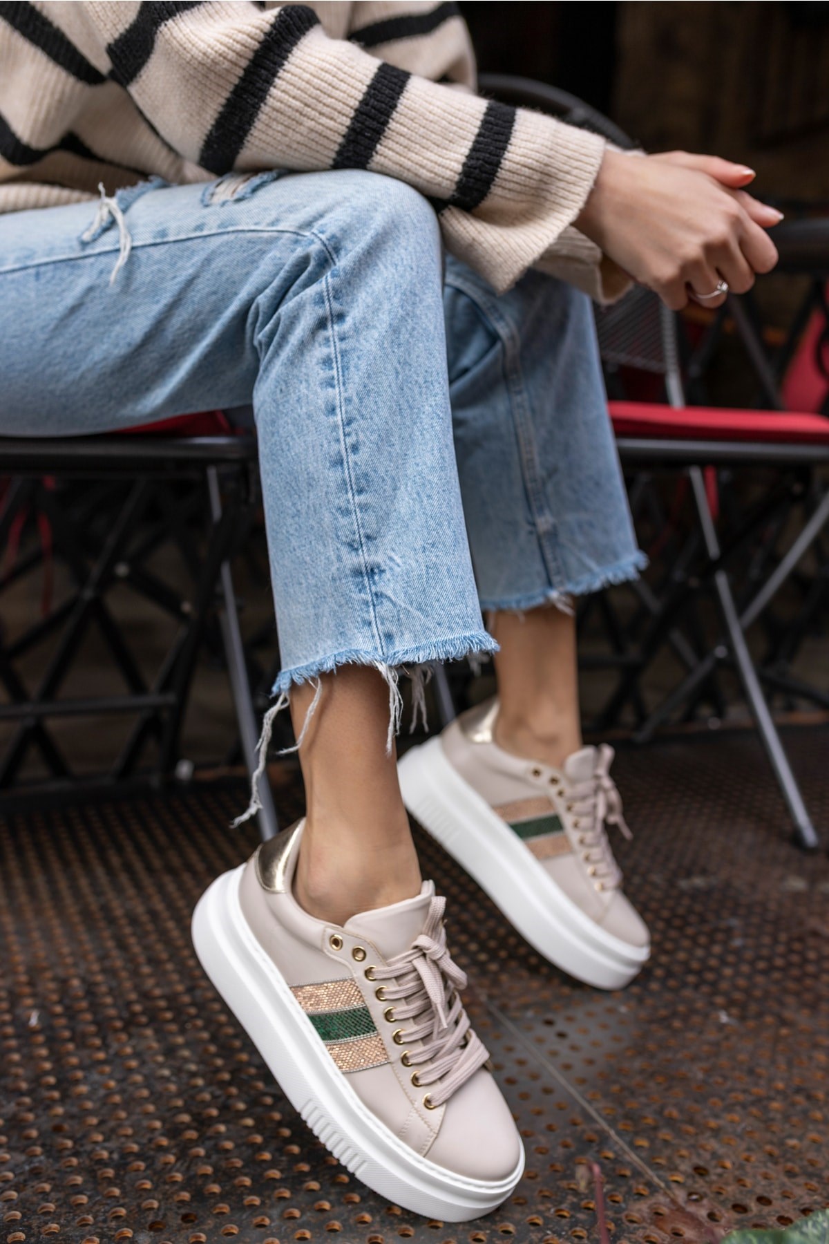Zanıolo Kadın Bej Taş Detay Sneaker