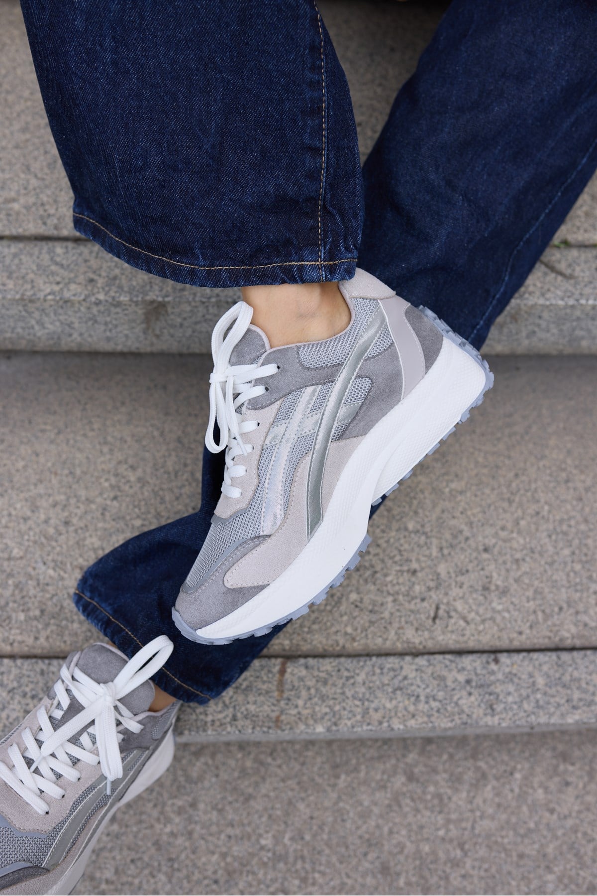 BRALİTO KADİN GRİ BAGCIKLI RAHAT TABAN SNEAKER