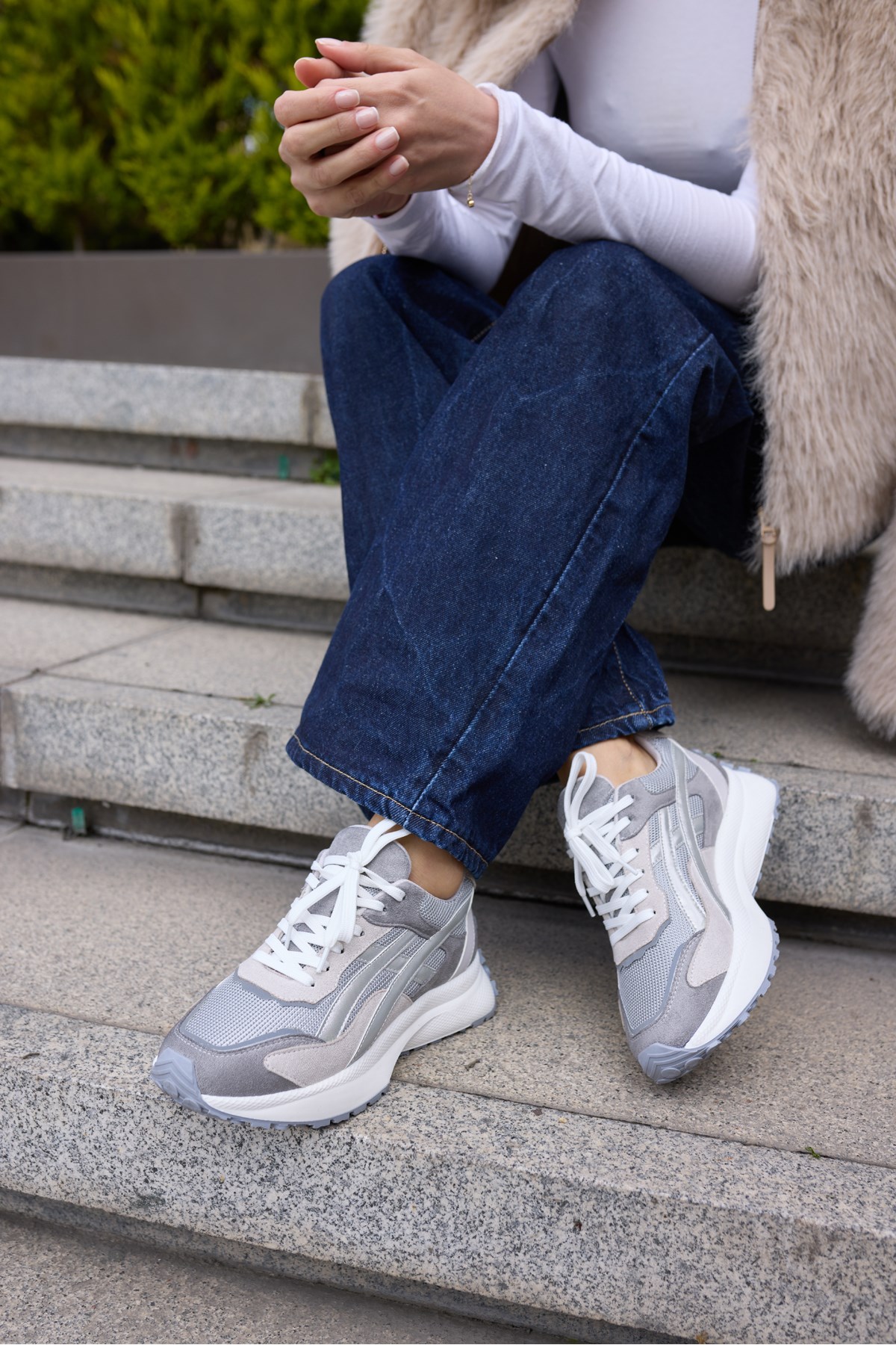 BRALİTO KADİN GRİ BAGCIKLI RAHAT TABAN SNEAKER