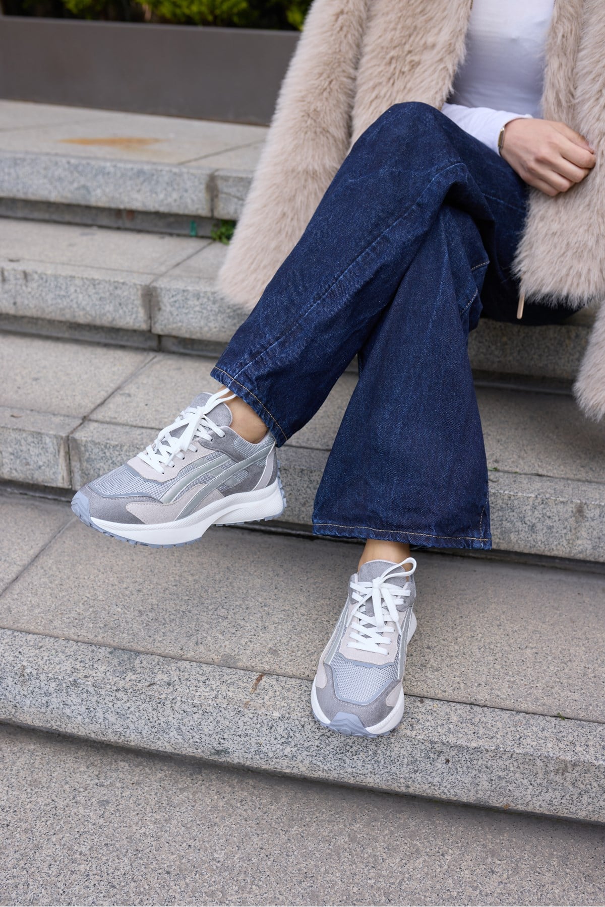 BRALİTO KADİN GRİ BAGCIKLI RAHAT TABAN SNEAKER
