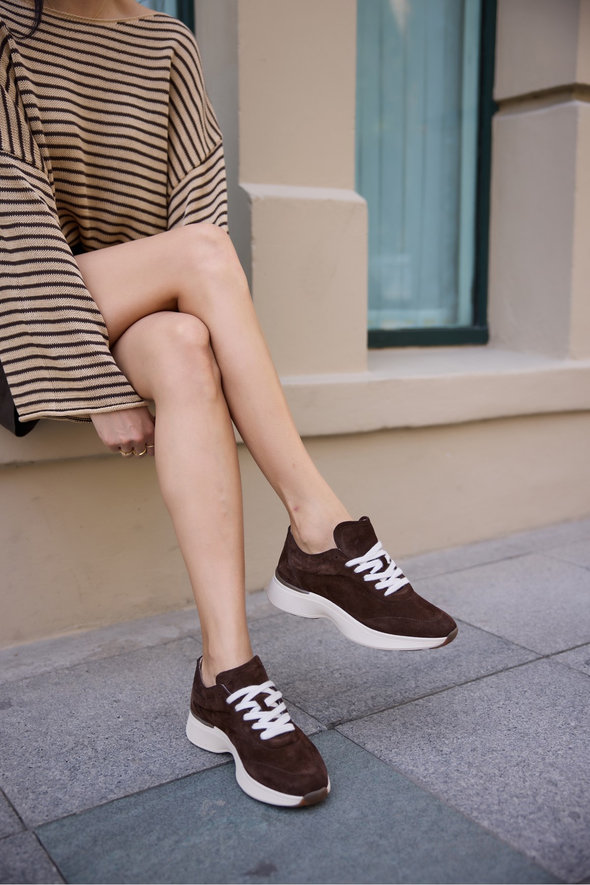 SANTO KADIN KAHVE GERCEK SUET BAGCIKLI SNEAKER