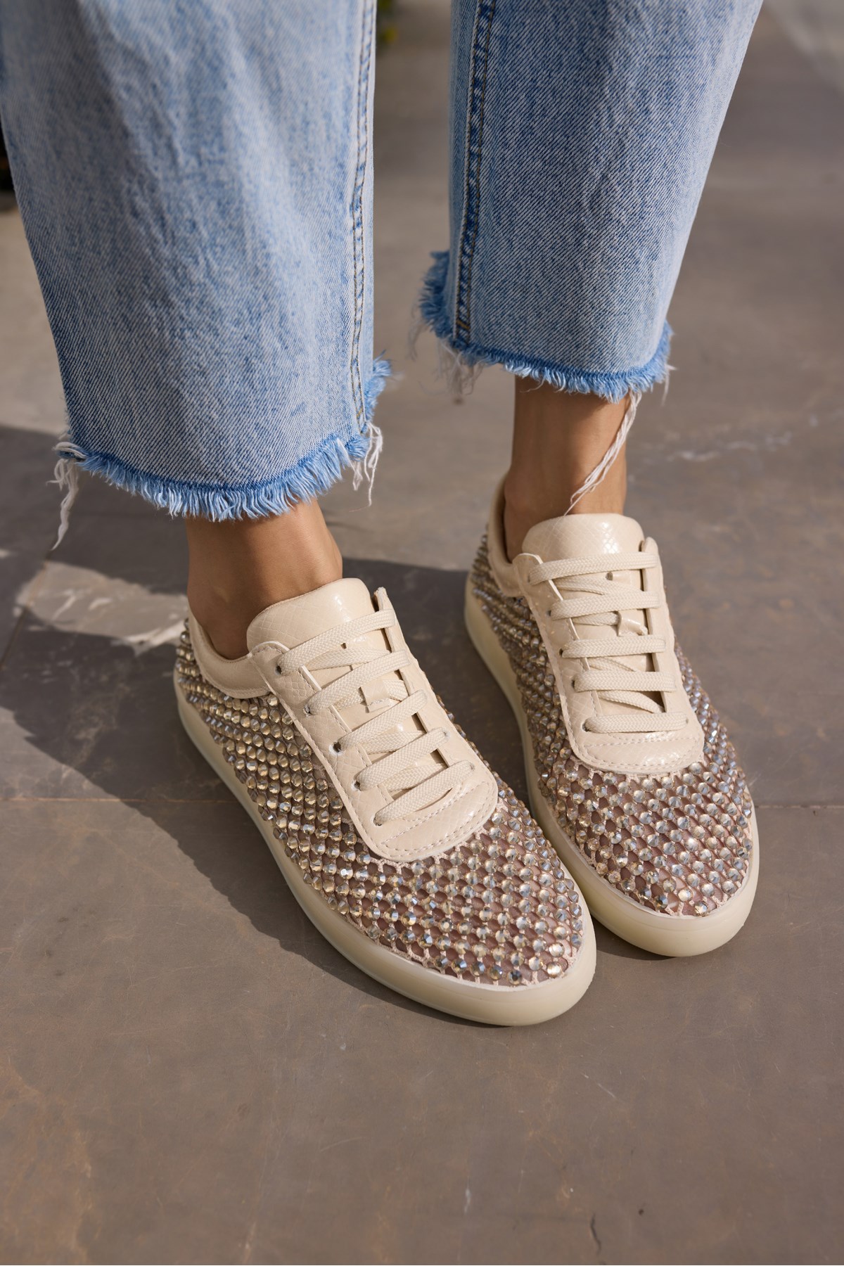 CEDY KADIN BEJ TASLI BAGCIKLI DETAY SNEAKER