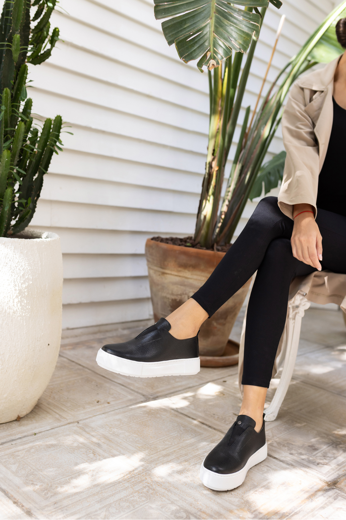 YUSSİ KADİN BEYAZ GERCEK DERİ SNEAKER
