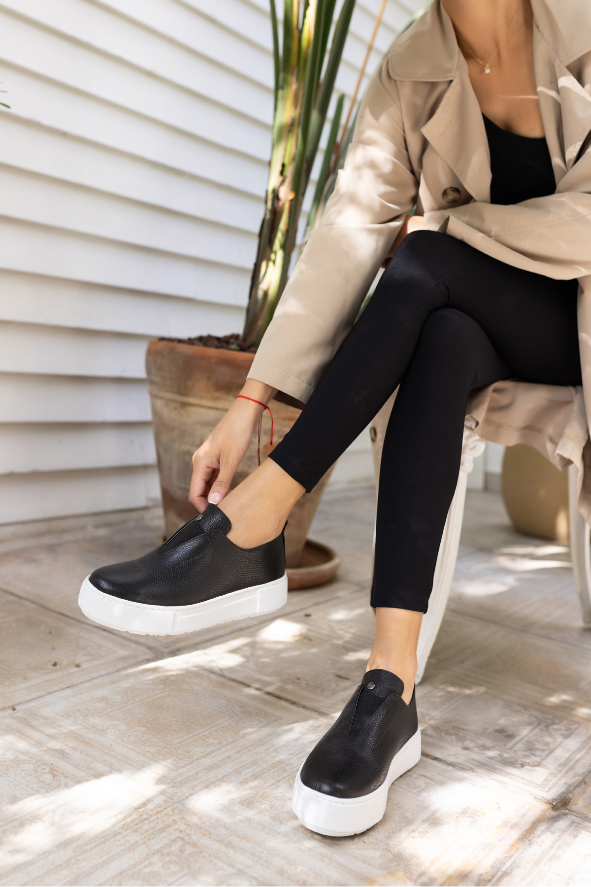 YUSSİ KADİN BEYAZ GERCEK DERİ SNEAKER