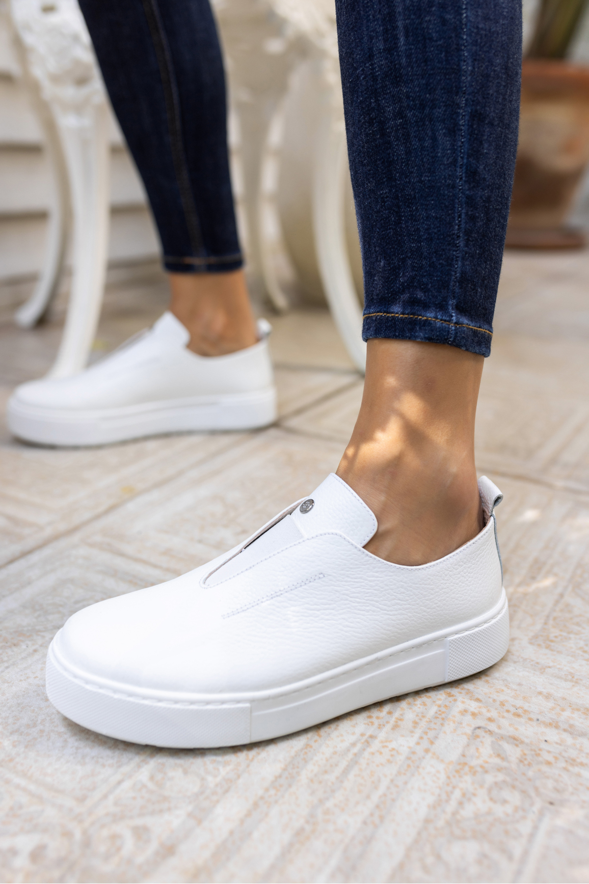 YUSSİ KADİN BEYAZ GERCEK DERİ SNEAKER