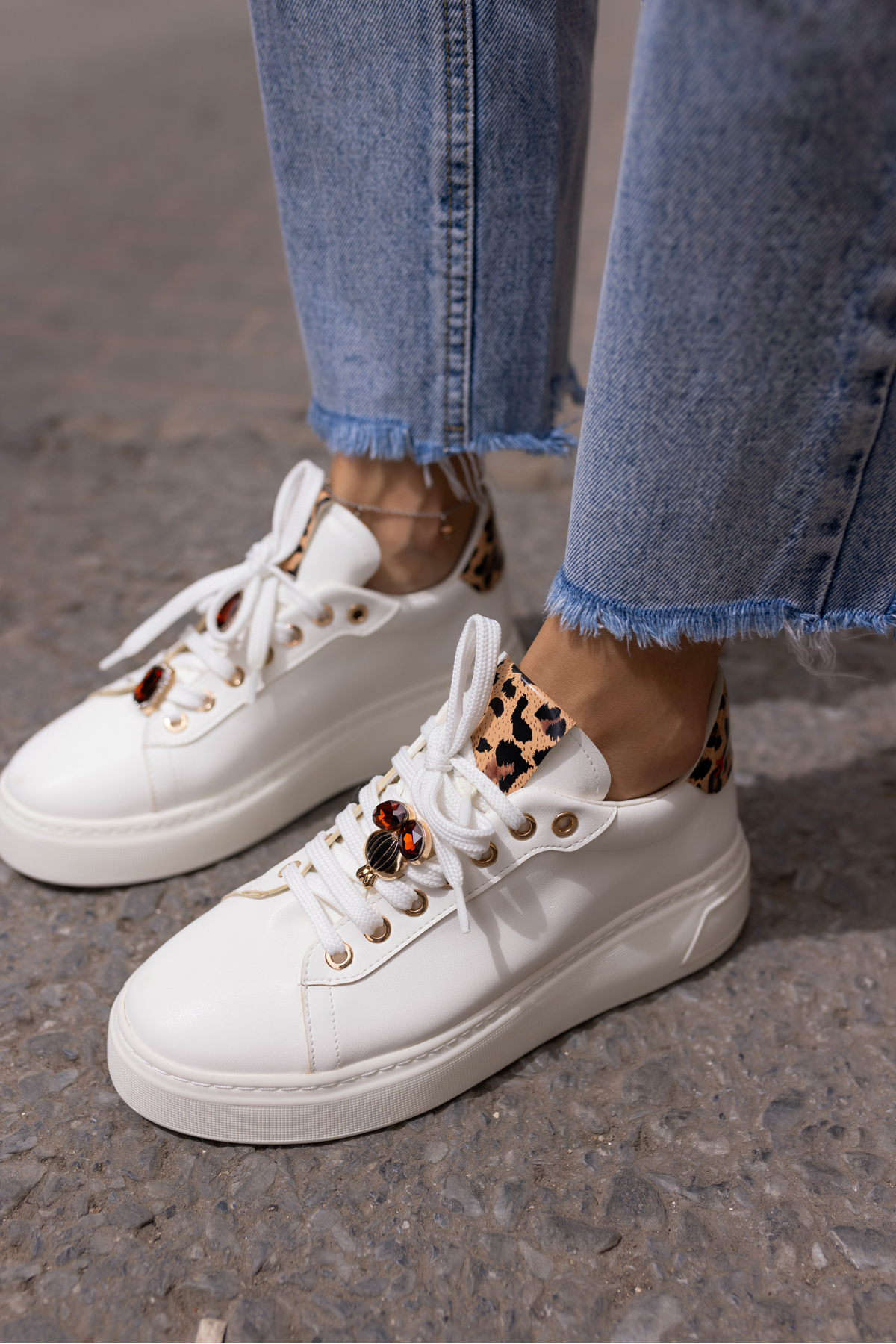 HERBERT KADİN BEJ LEOPAR DETAYLİ BAYKUS BAG DETAY SNEAKER
