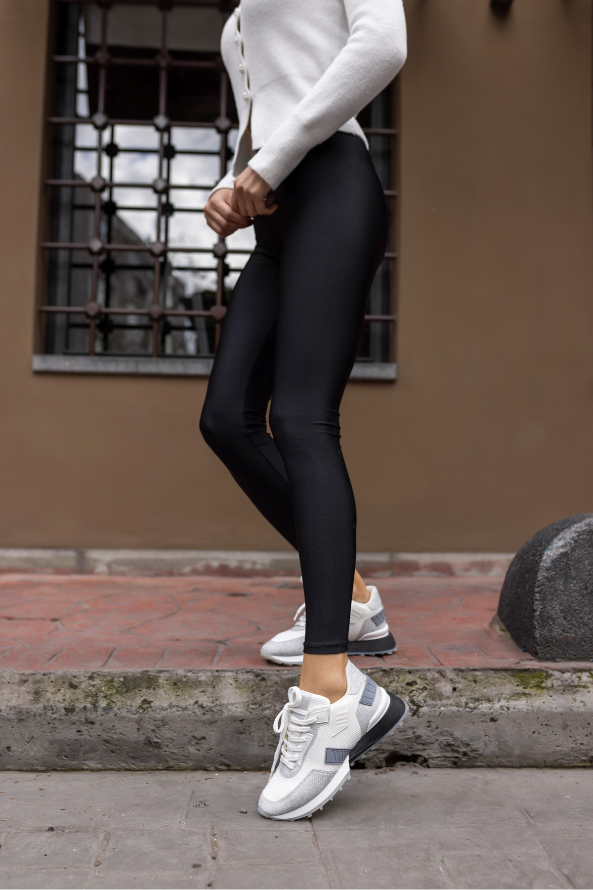 EVORA KADİN SİYAH SİM DETAYLİ SNEAKER