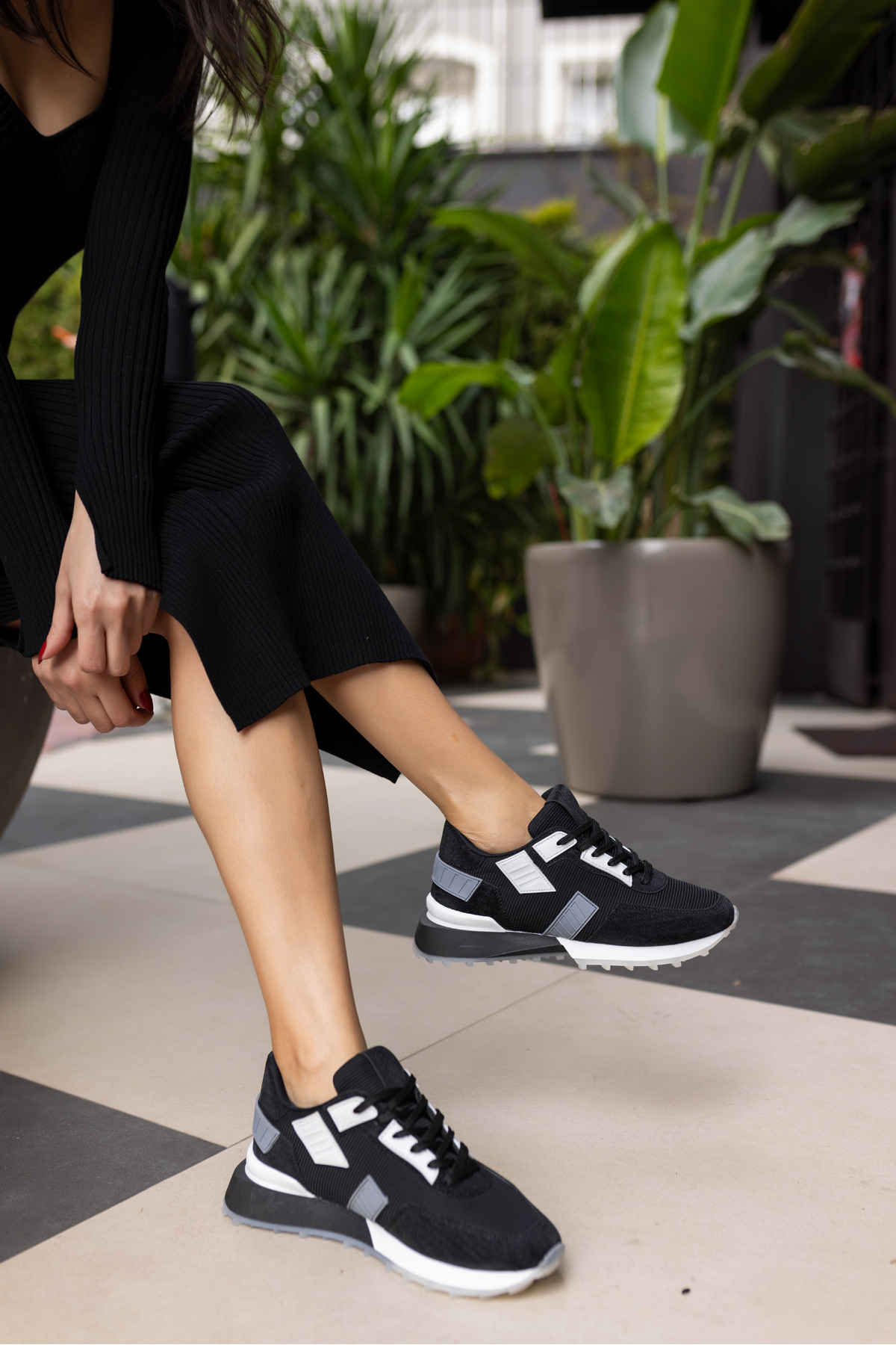 EVORA KADİN SİYAH SİM DETAYLİ SNEAKER