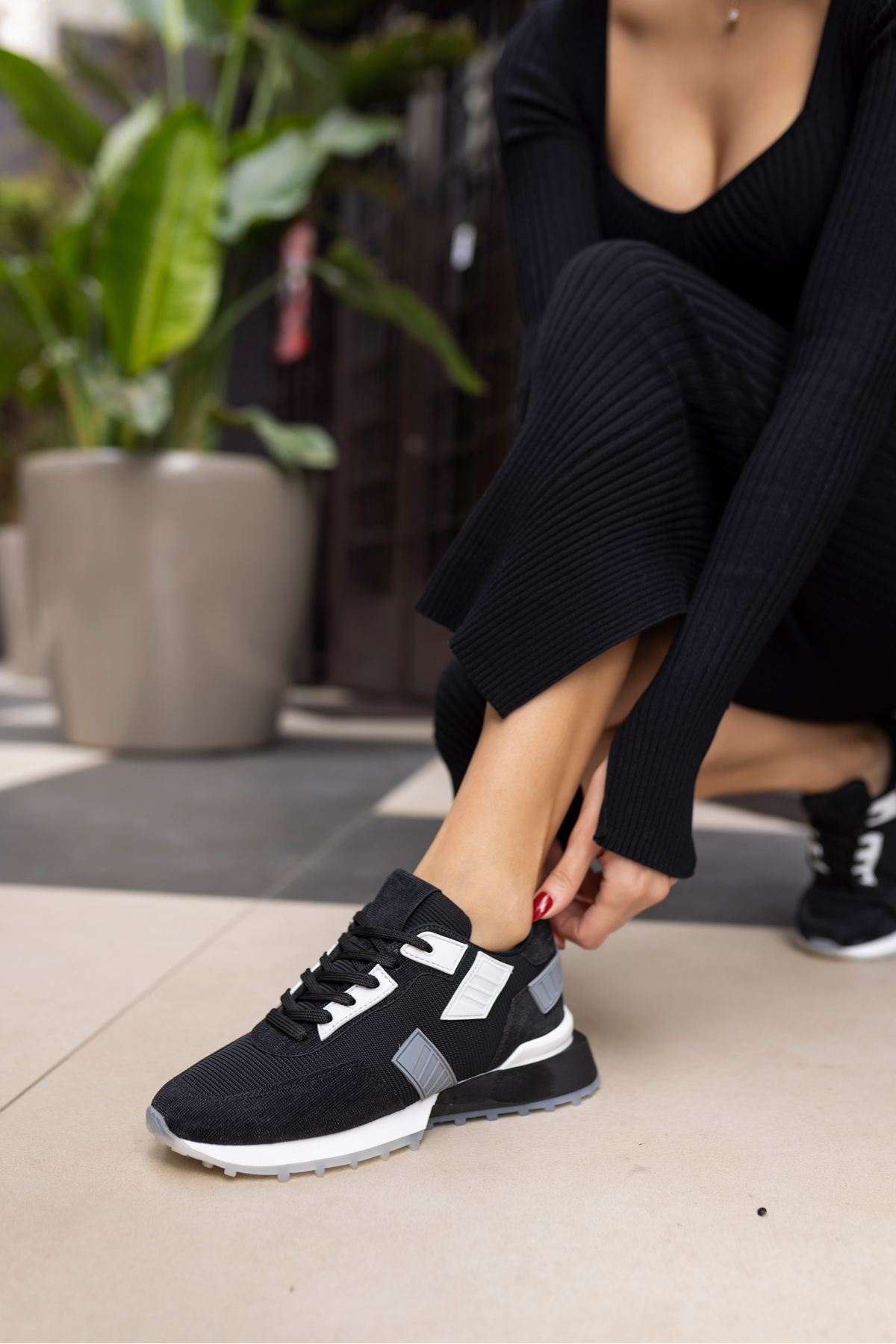 EVORA KADİN SİYAH SİM DETAYLİ SNEAKER