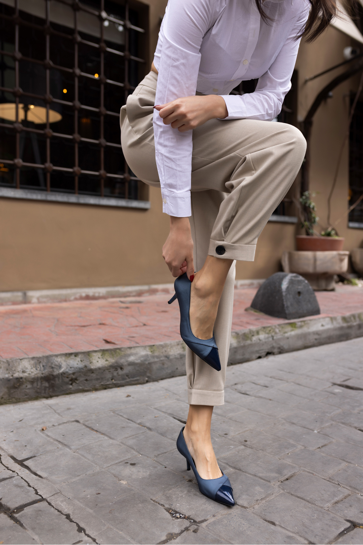 TEYA KADIN SIYAH. TOPUKLU AYAKKABI