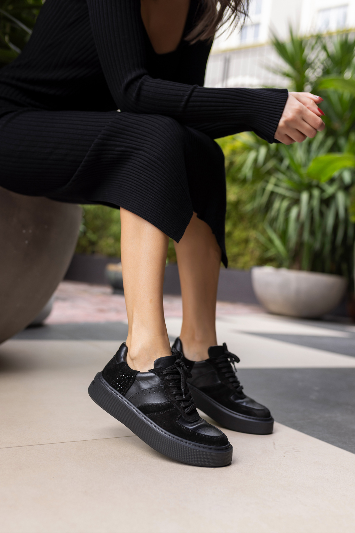 KADIN SİYAH EVA TABANİ GERCEK DERİ SNEAKER